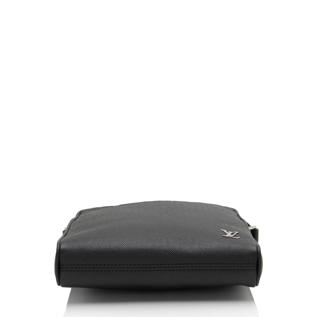 Louis Vuitton Taiga Leather Alex BB Messenger