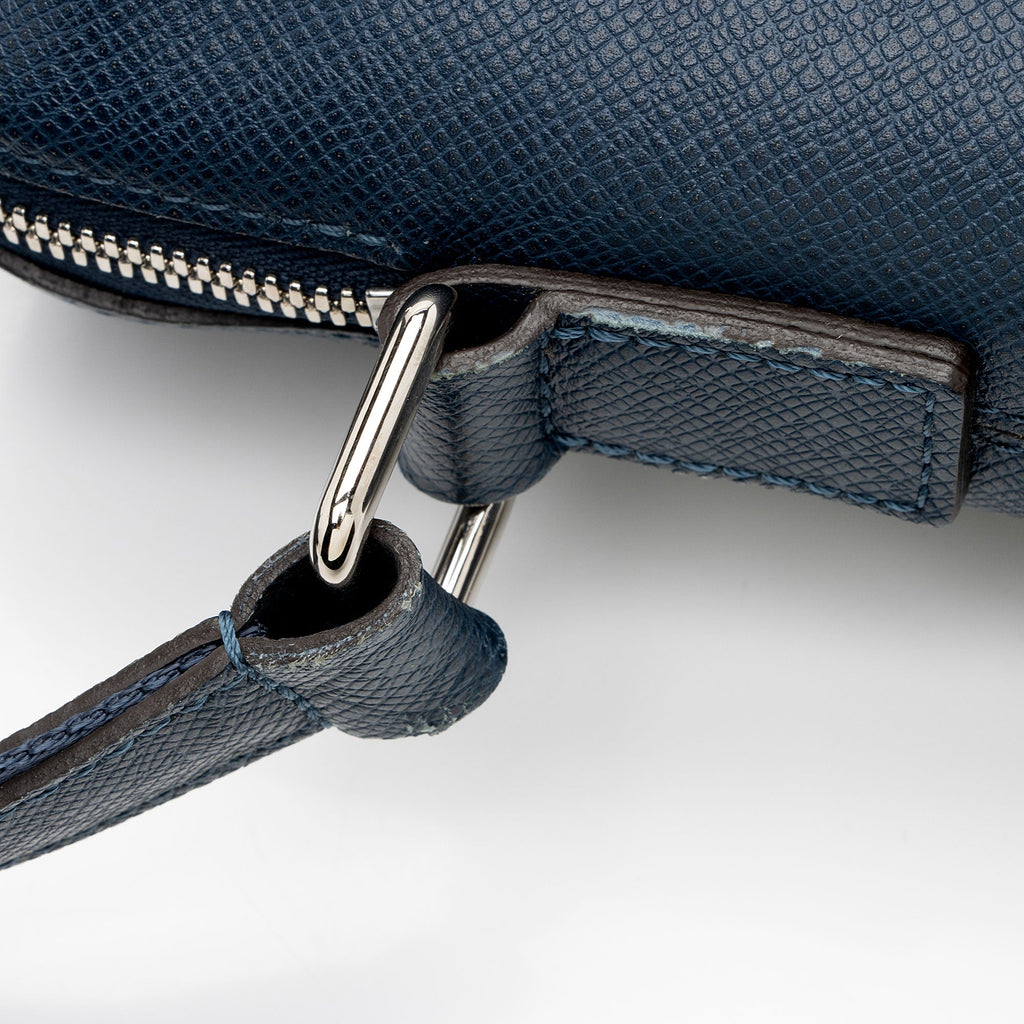 Louis Vuitton Taiga Leather Grigori PM Messenger
