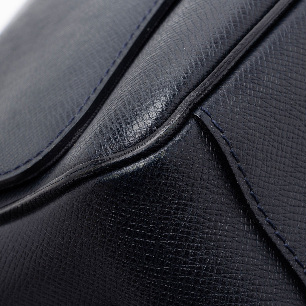 Louis Vuitton Taiga Leather Roman PM Messenger