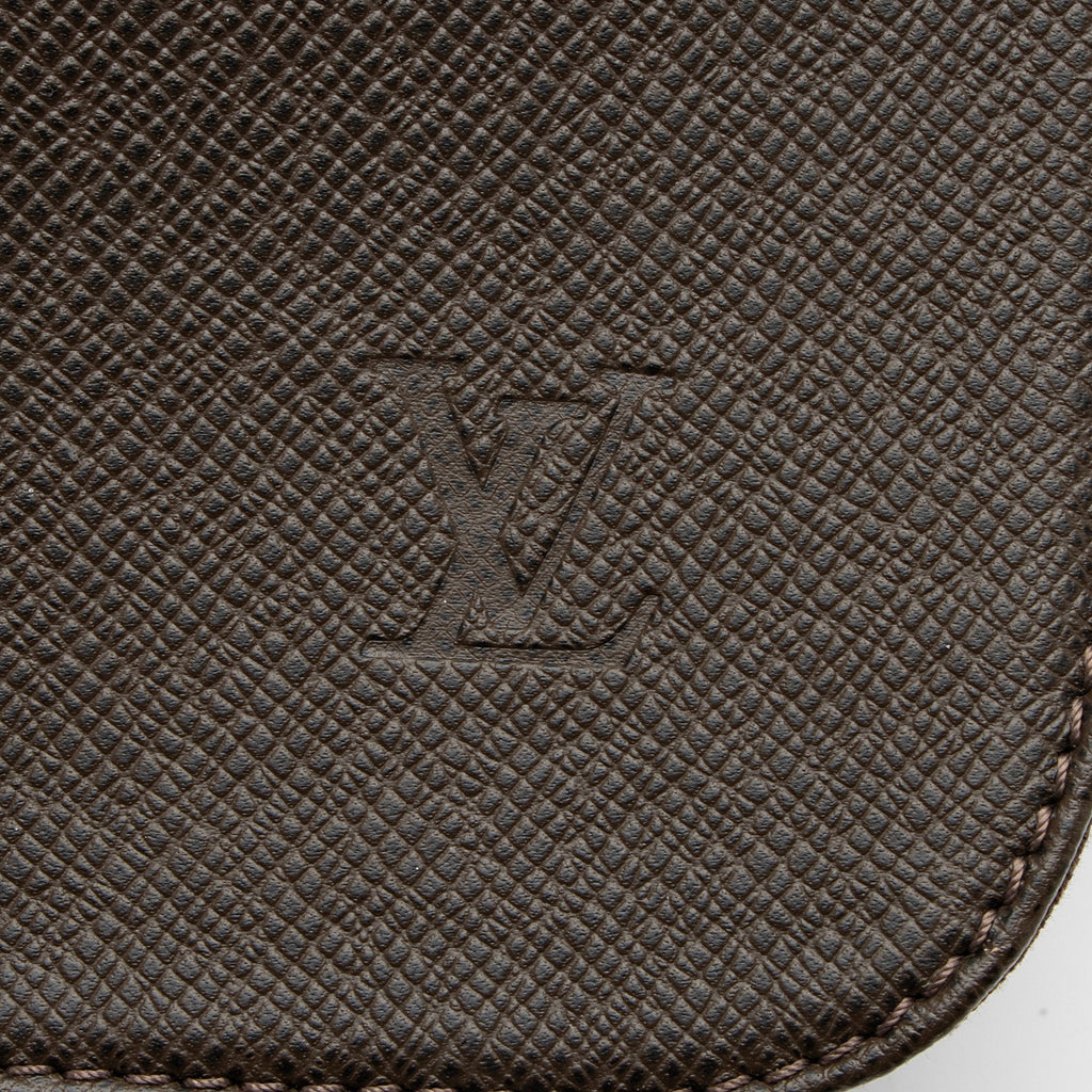 Louis Vuitton Taiga Leather Viktor Messenger
