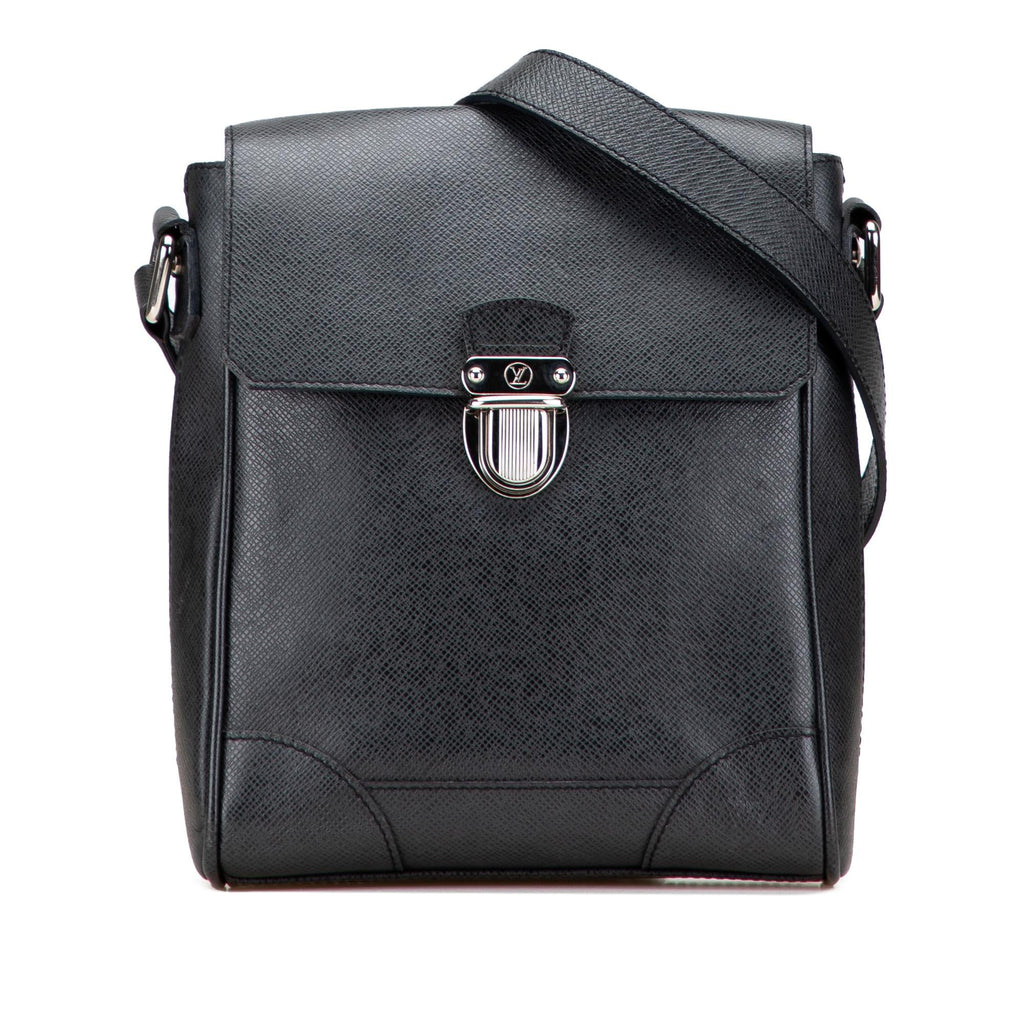 Louis Vuitton Taiga Luca