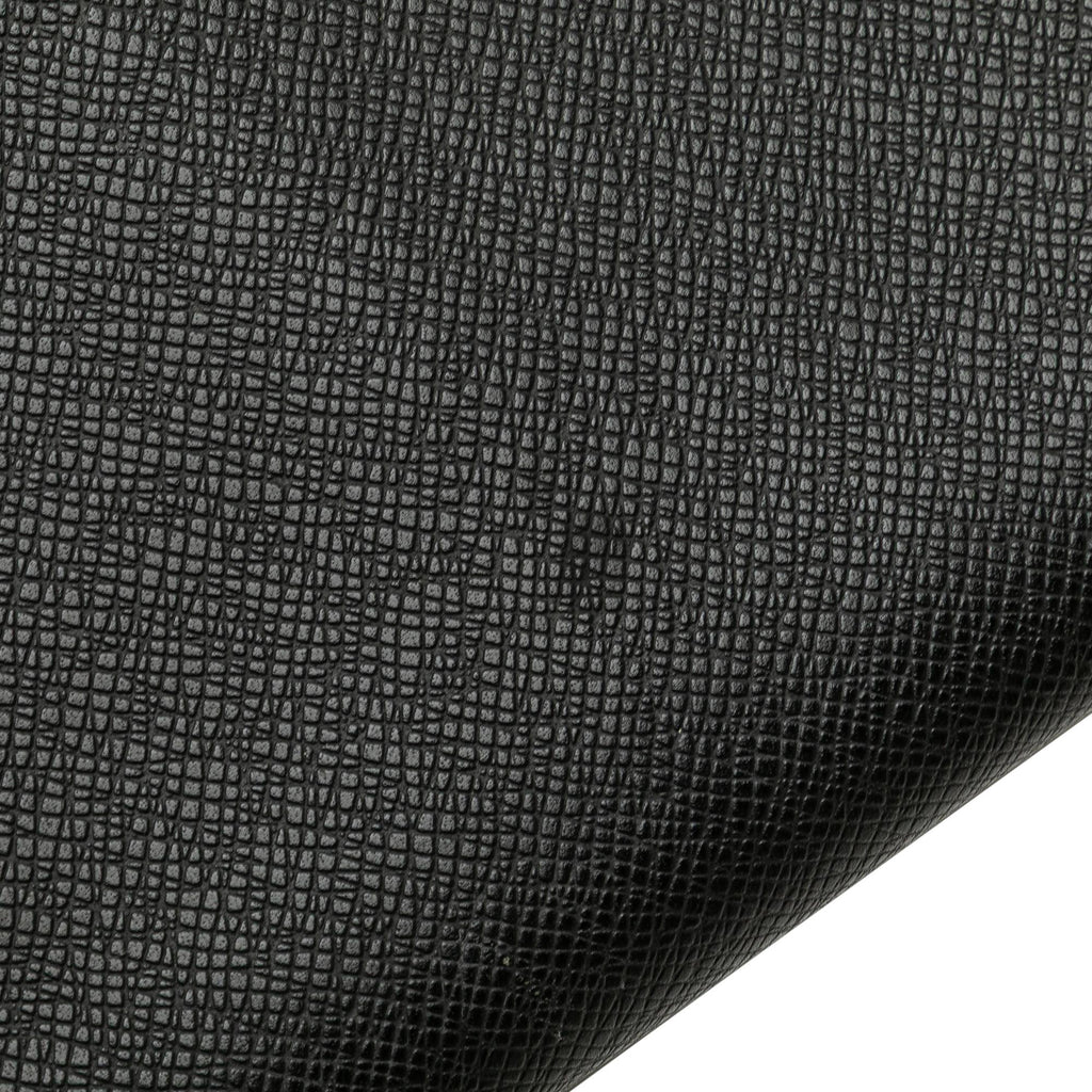 Louis Vuitton Taiga Minuto
