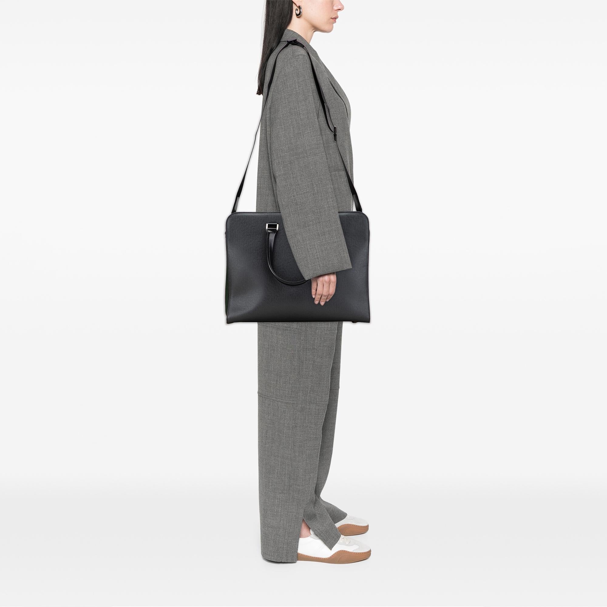 Louis Vuitton Taiga Nevski