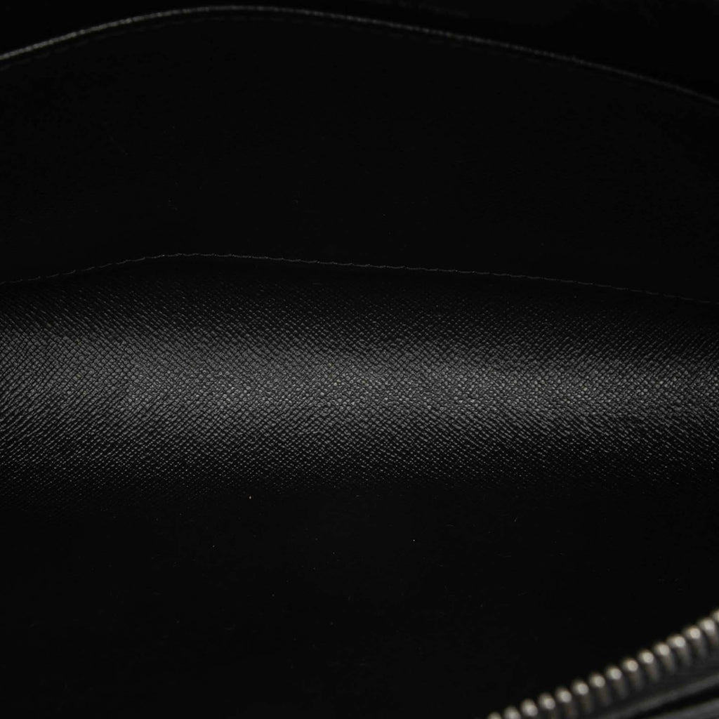 Louis Vuitton Taiga Pochette Baikal
