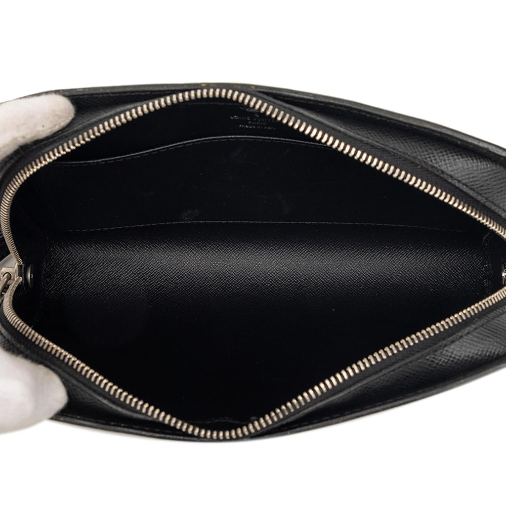 Louis Vuitton Taiga Pochette Baikal