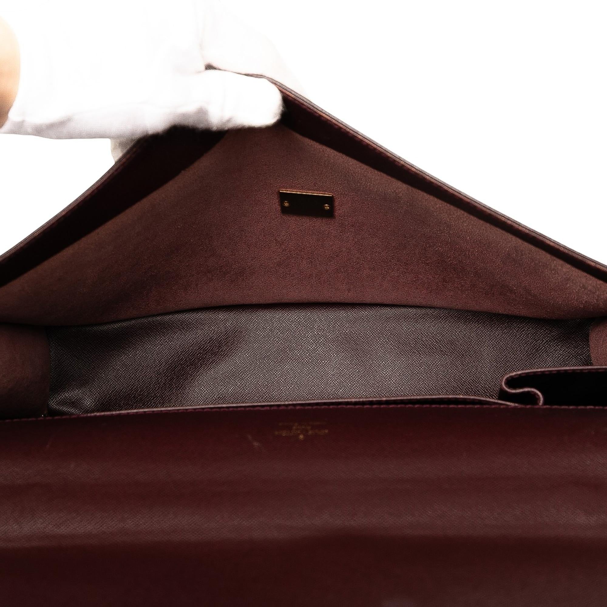 Louis Vuitton Taiga Porte-Documents Angara