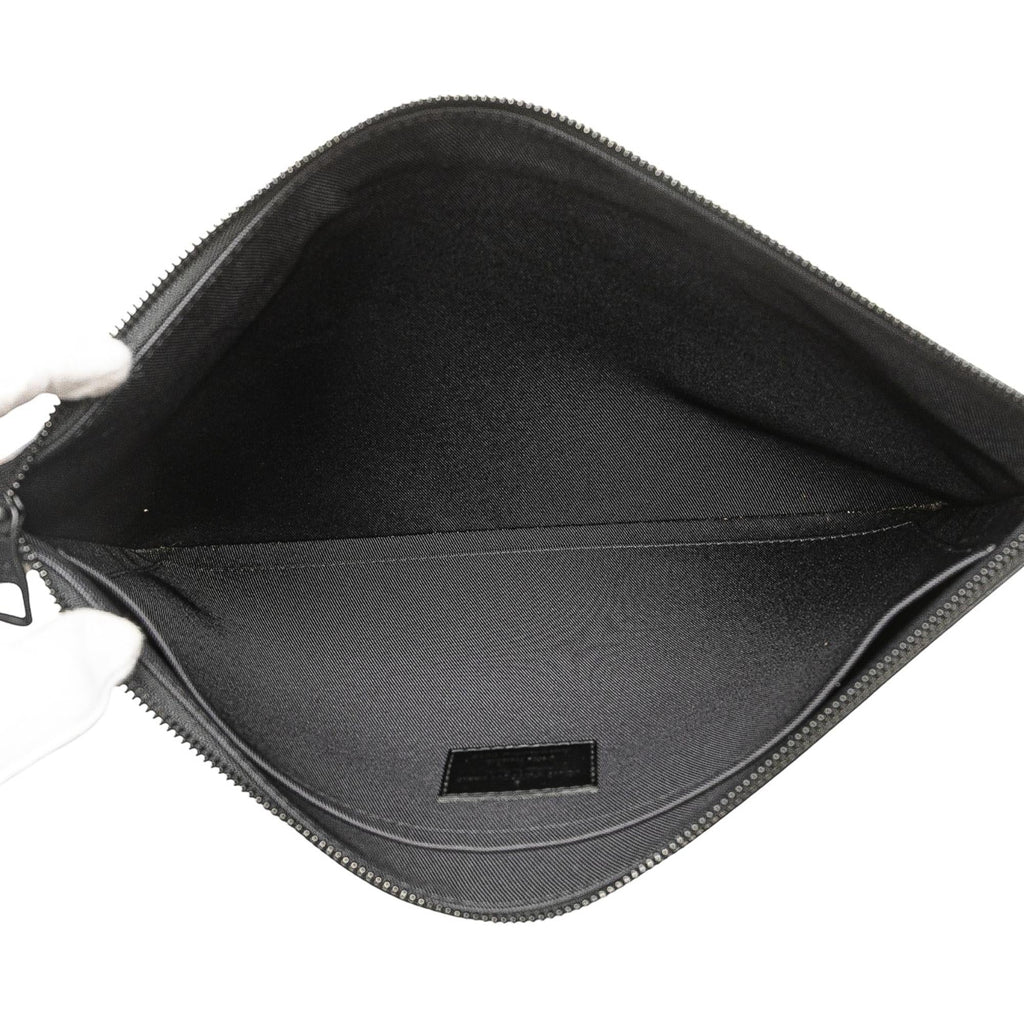 Louis Vuitton Taiga Rainbow Pochette A4