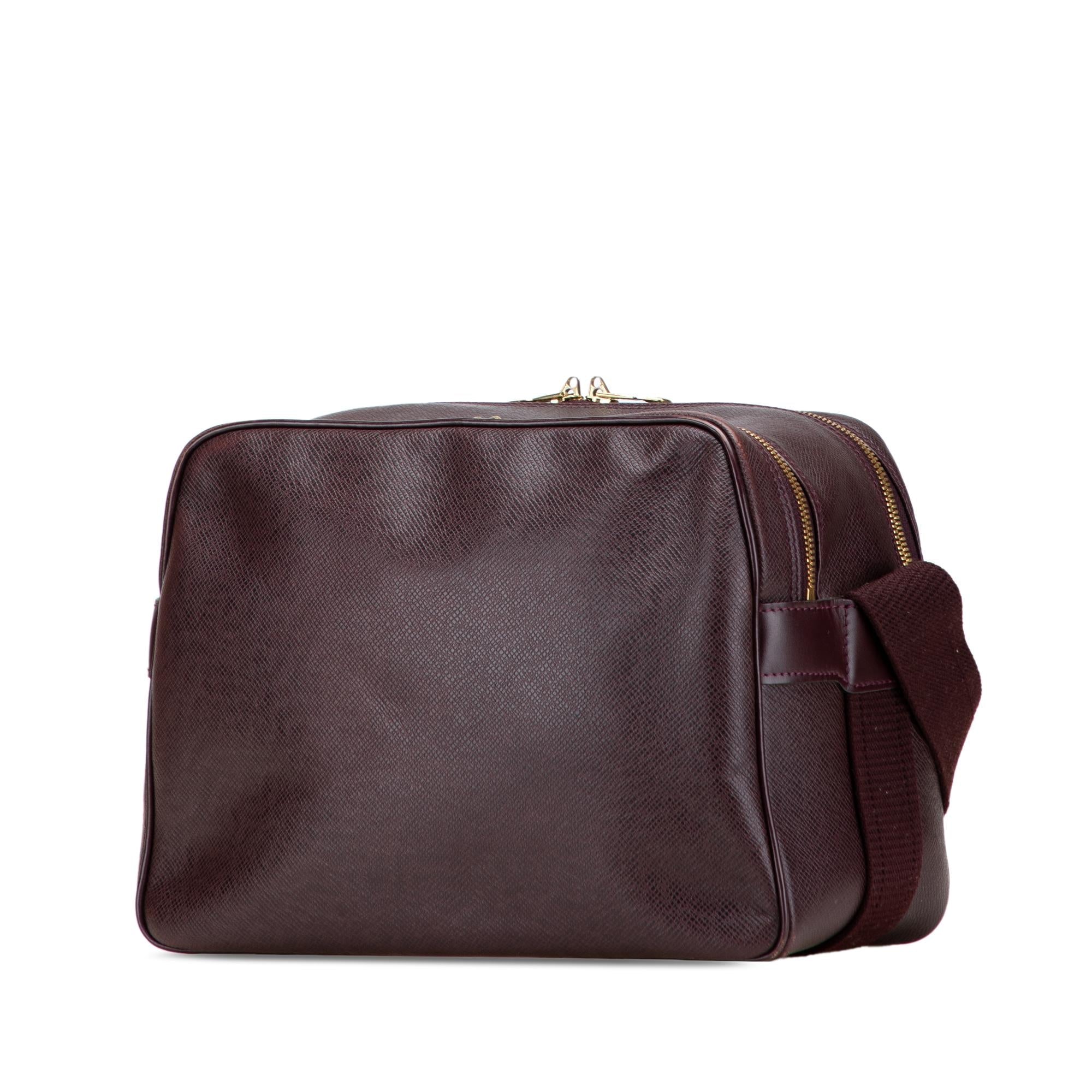 Louis Vuitton Taiga Reporter PM