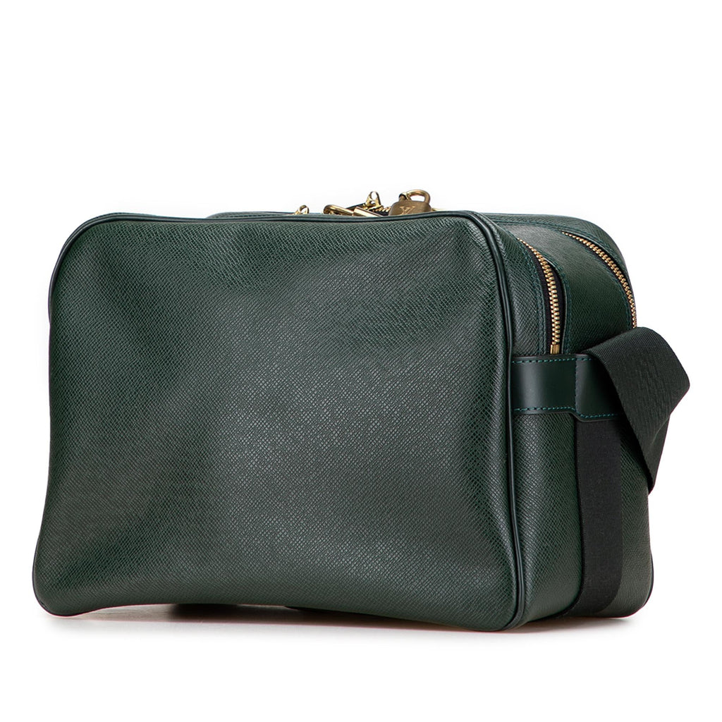 Louis Vuitton Taiga Reporter PM