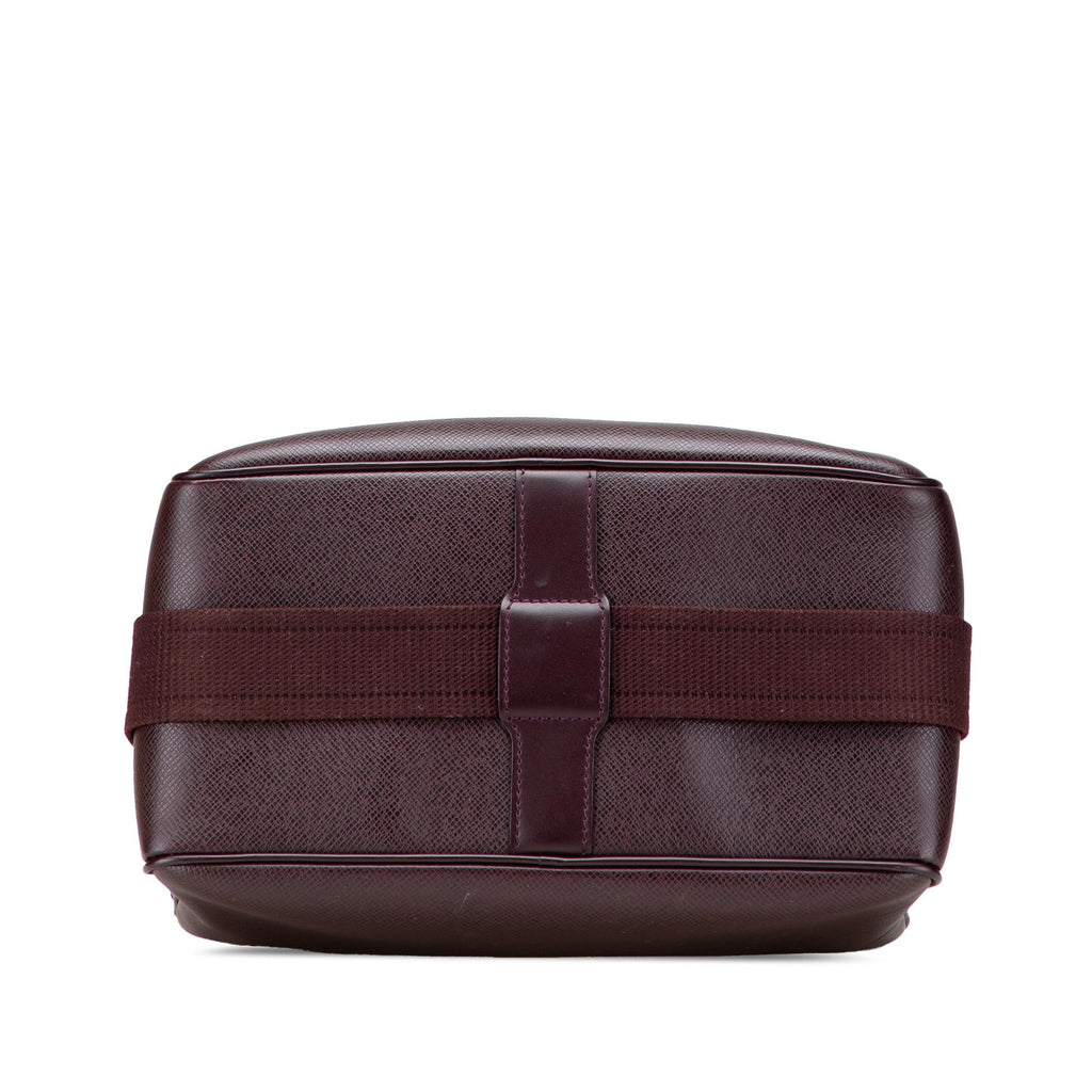 Louis Vuitton Taiga Reporter PM