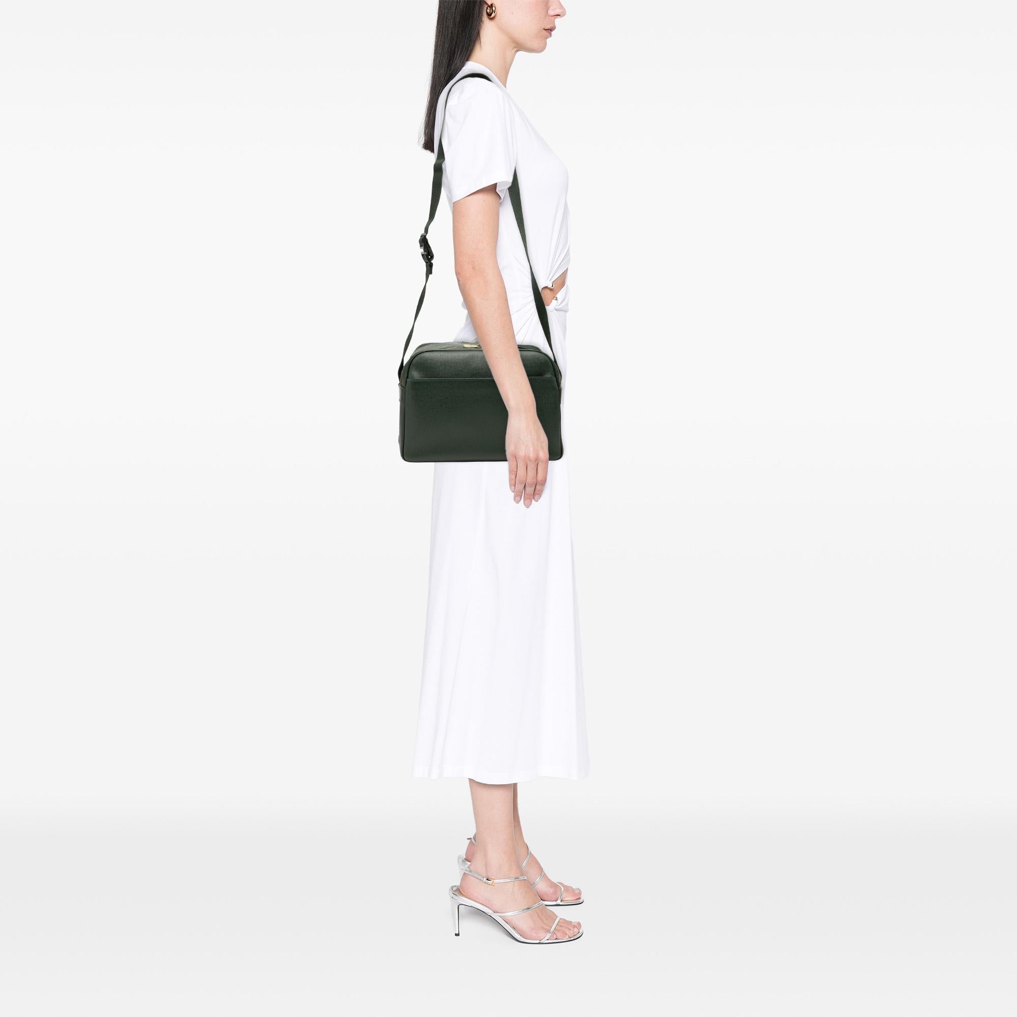 Louis Vuitton Taiga Reporter PM