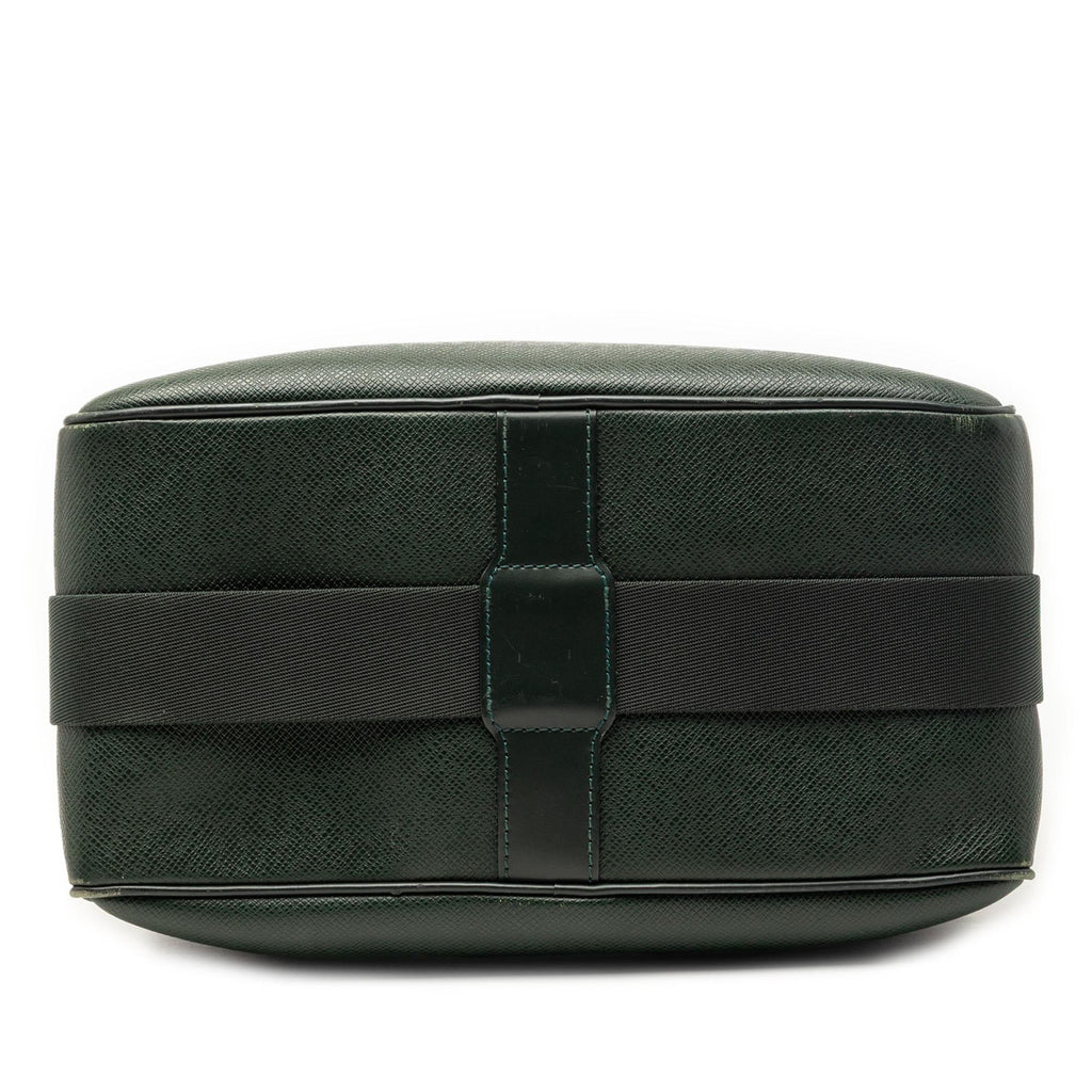 Louis Vuitton Taiga Reporter PM