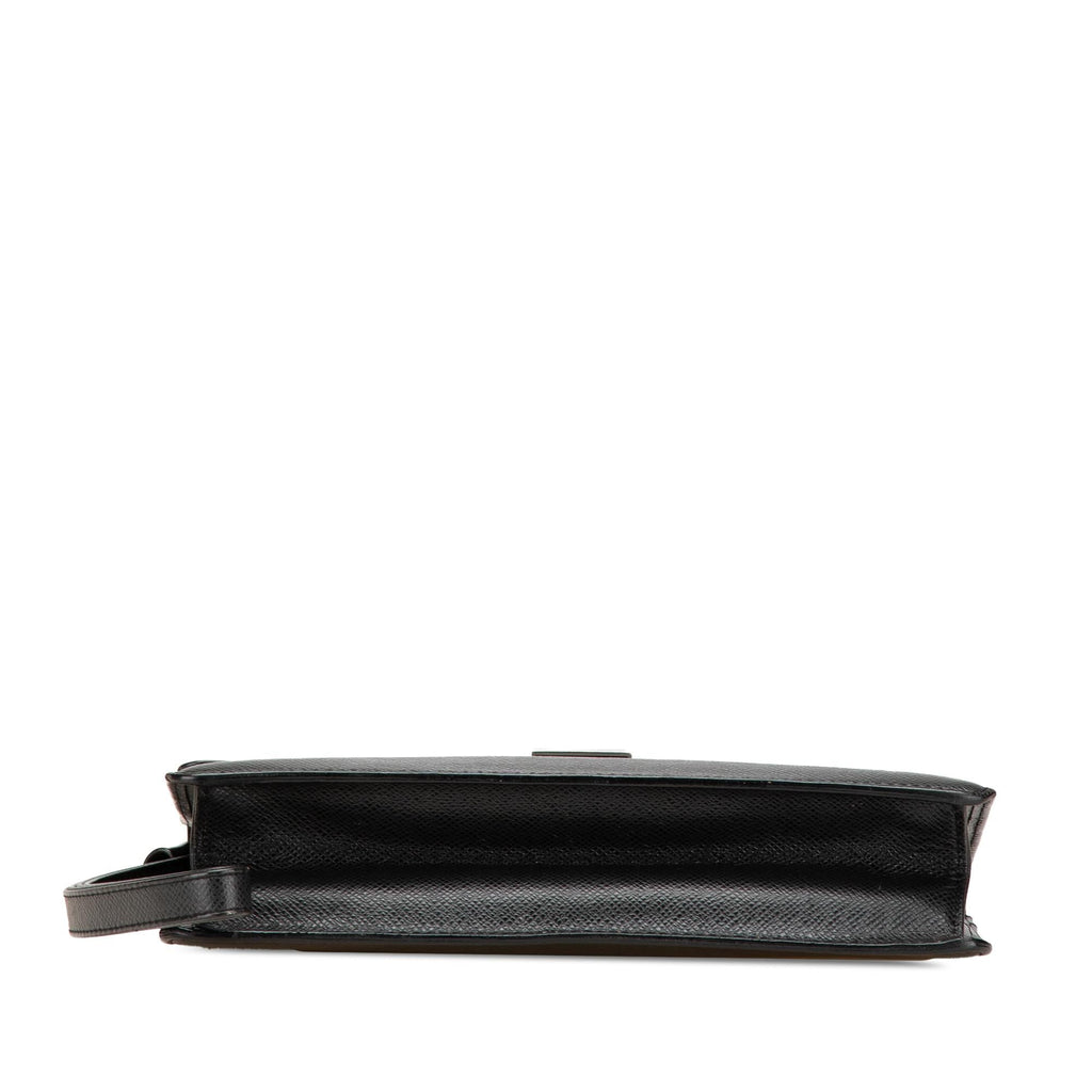 Louis Vuitton Taiga Selenga