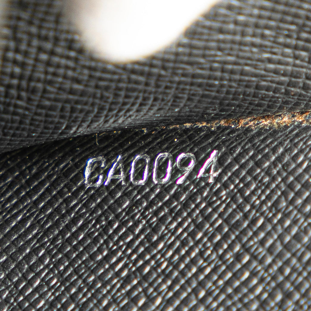 Louis Vuitton Taiga Selenga