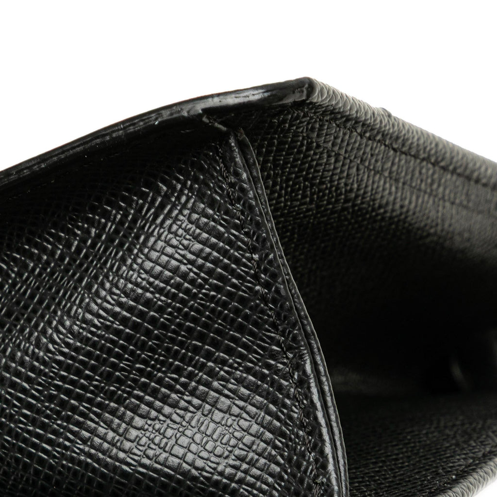 Louis Vuitton Taiga Selenga