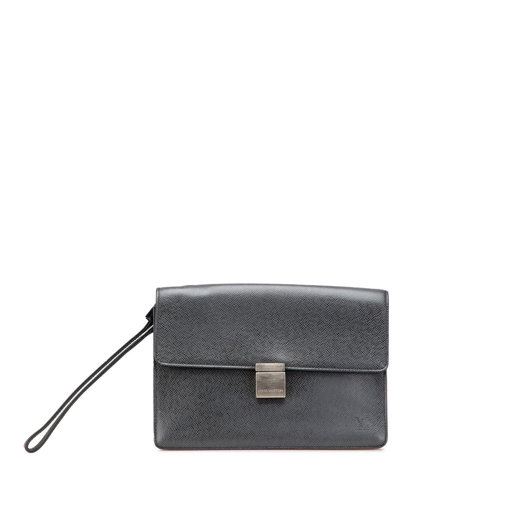 Louis Vuitton Taiga Selenga