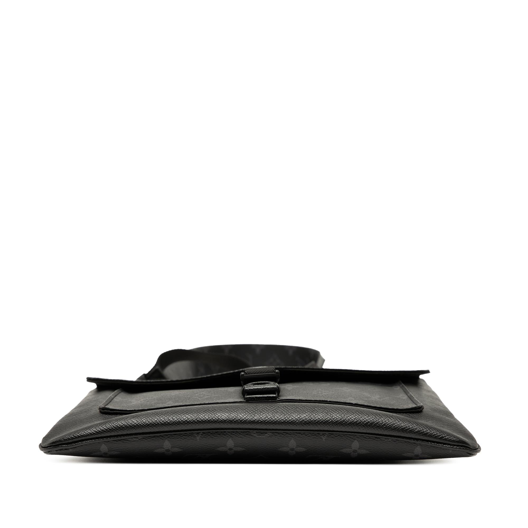 Louis Vuitton Taigarama Outdoor Flap Messenger
