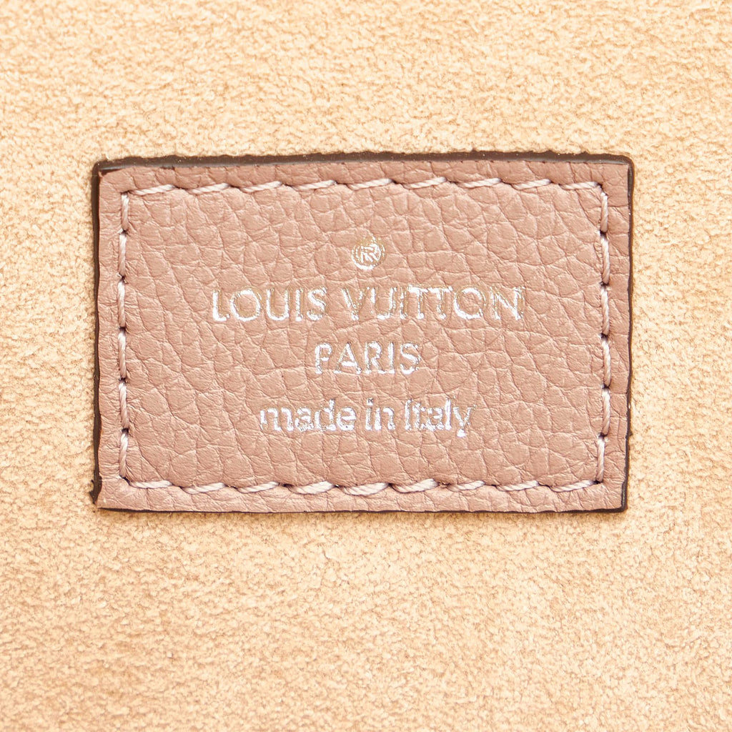 Louis Vuitton Taurillon Pochette Jour PM