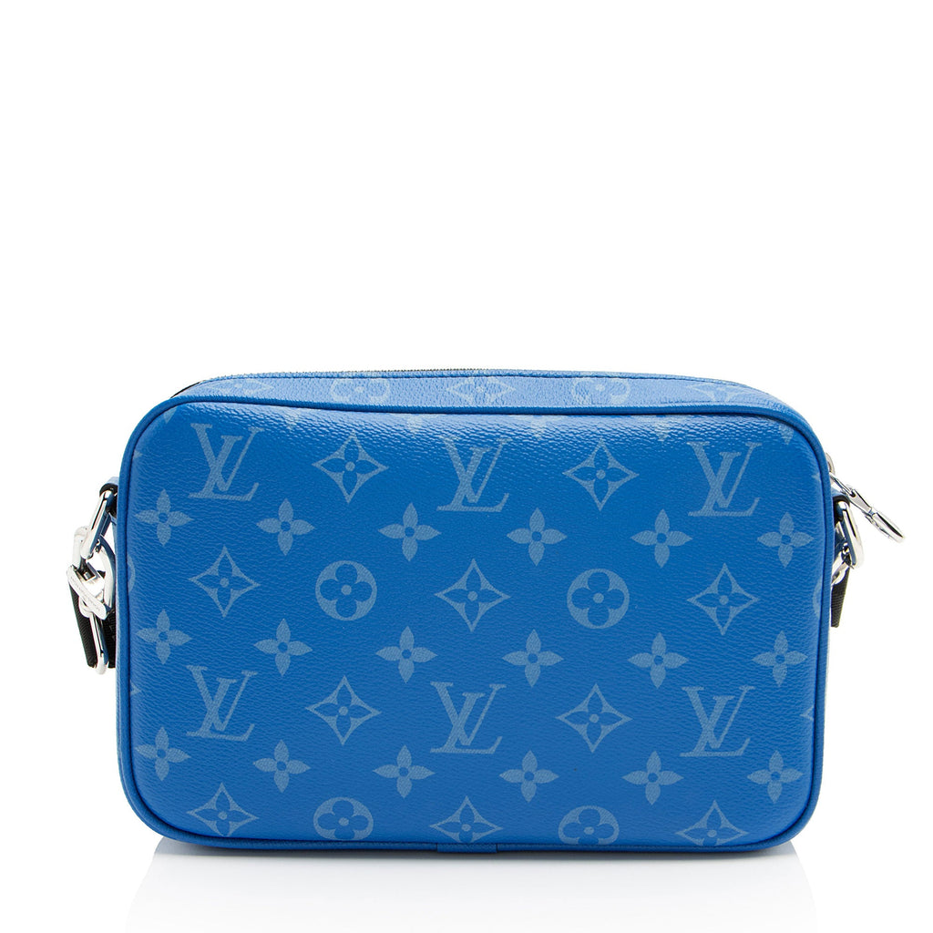Louis Vuitton Taigarama Leather Alpha Messenger (SHF-TACnOz)