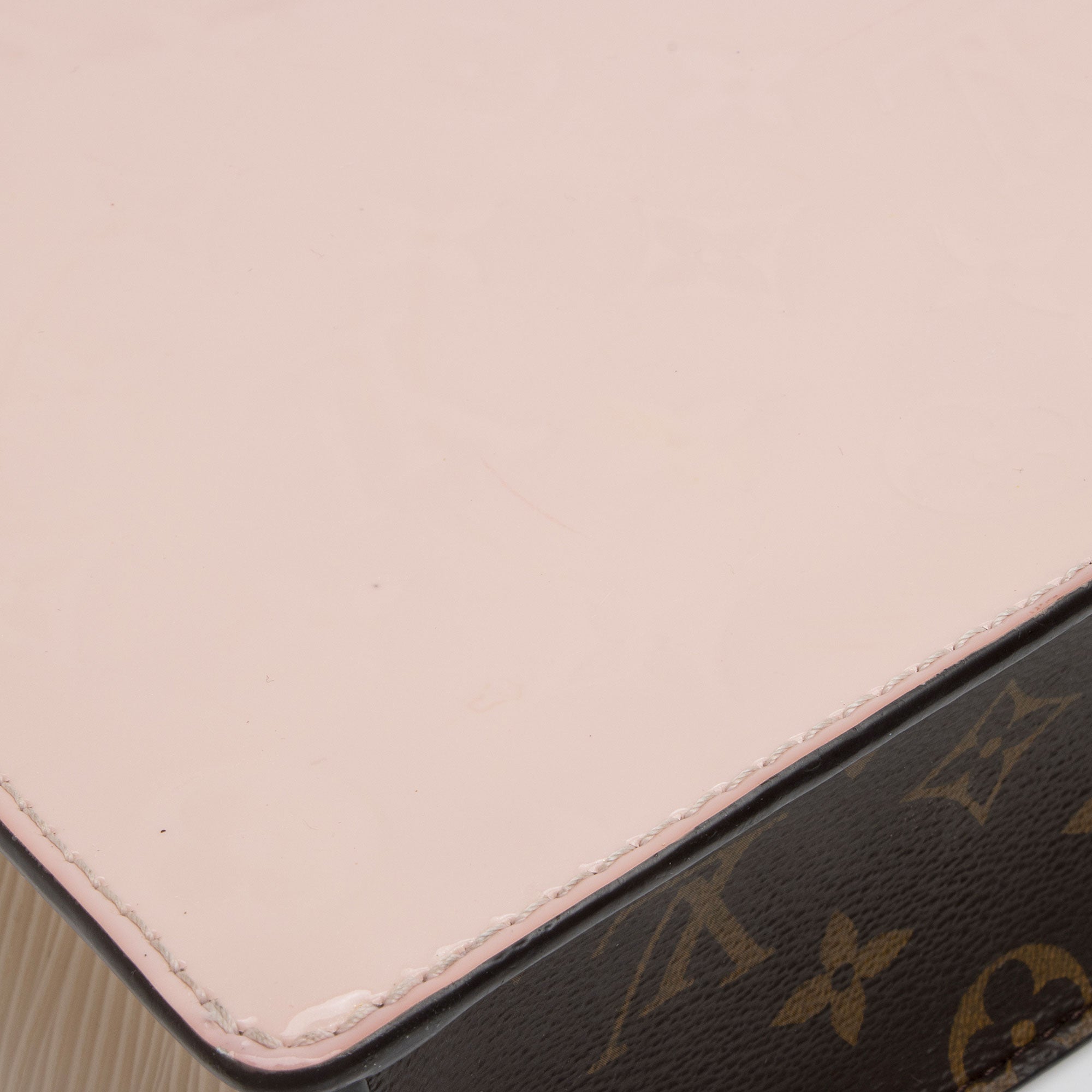 Louis Vuitton Vernis Spring Street Bitume Satchel (SHF-wQ1soT)