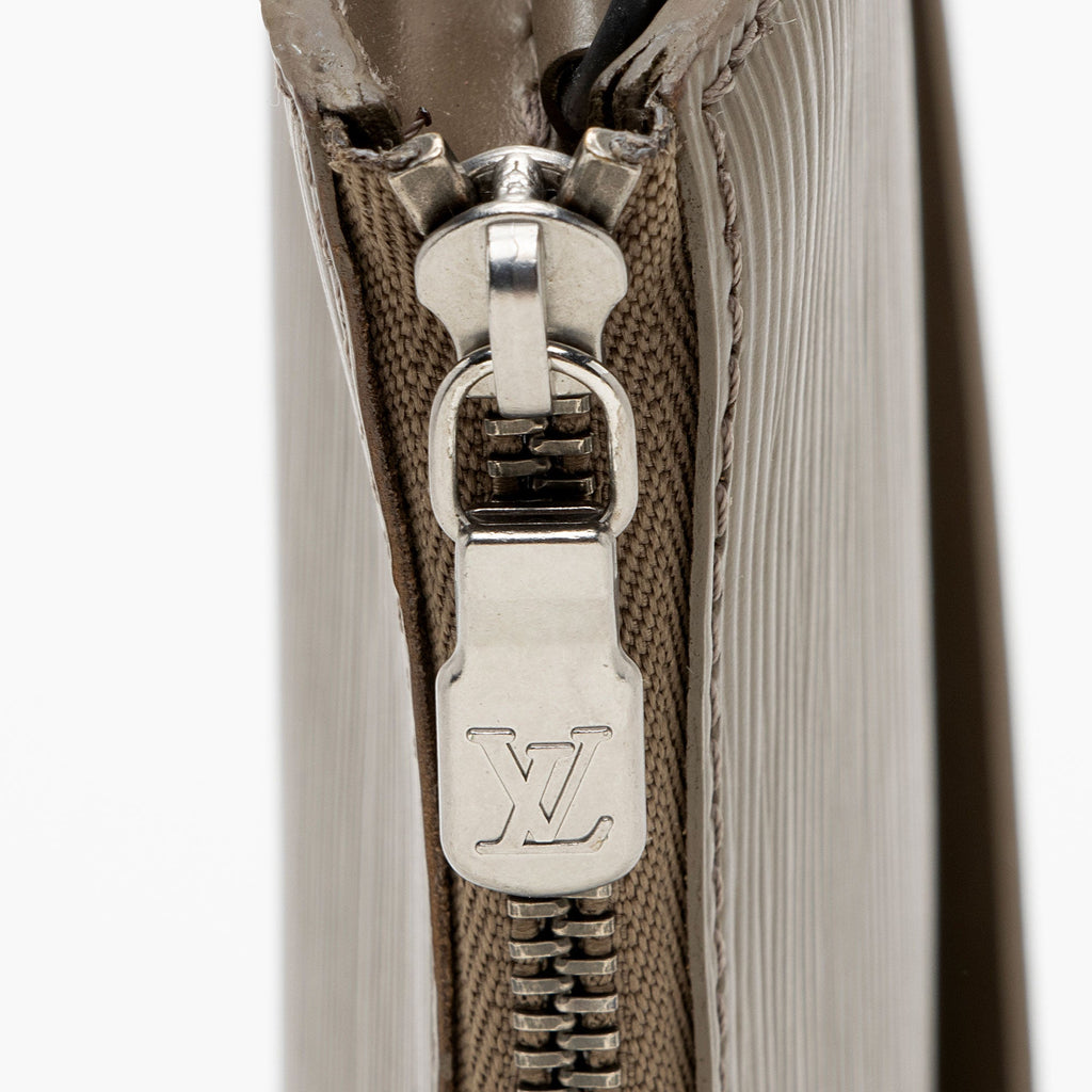 Louis Vuitton Vintage Epi Leather Pochette Accessoires (SHF-mjlqBU)