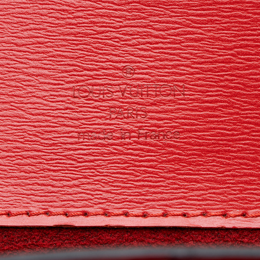 Louis Vuitton Vintage Epi Leather Cluny Shoulder Bag (SHF-19545)