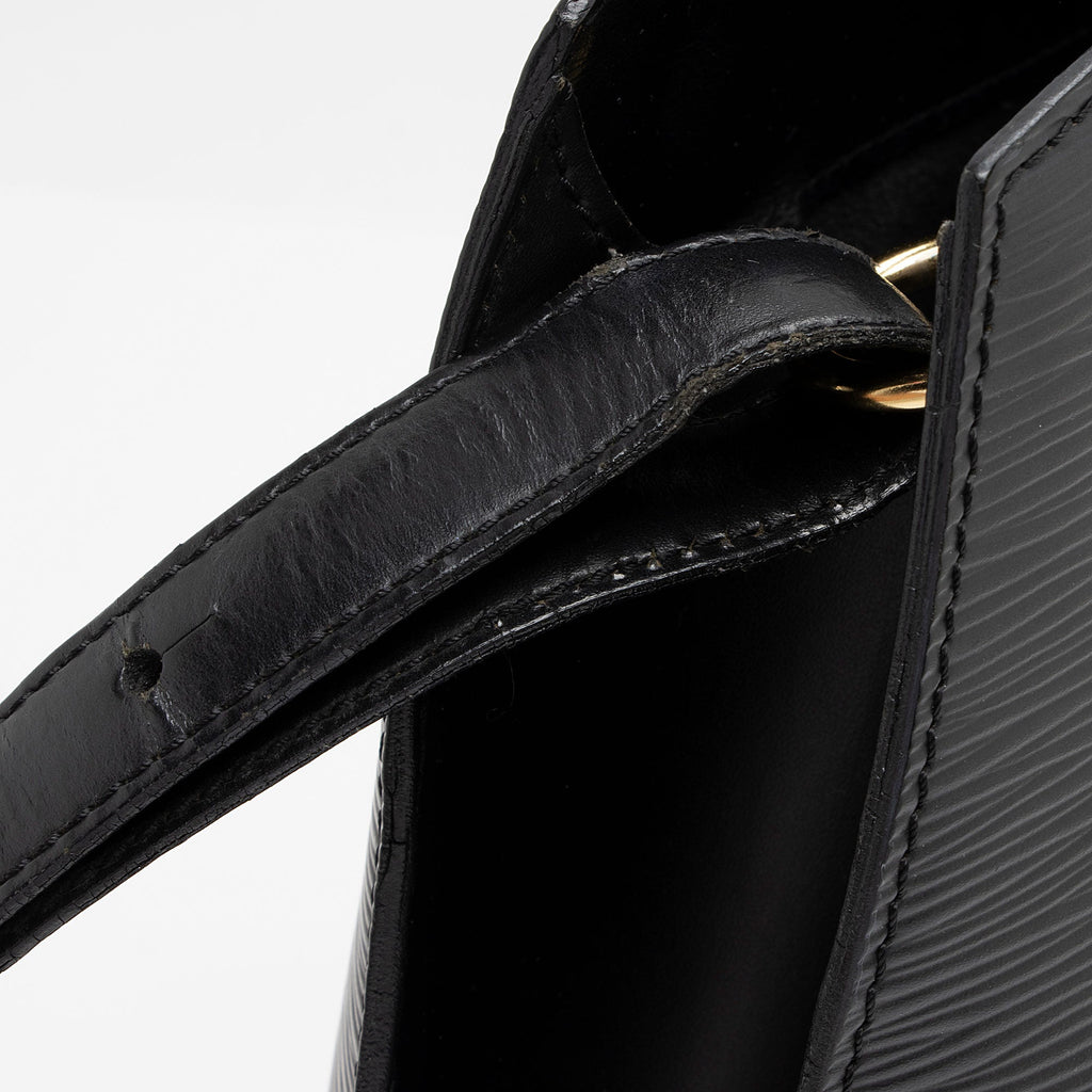 Louis Vuitton Vintage Epi Leather Cluny Shoulder Bag