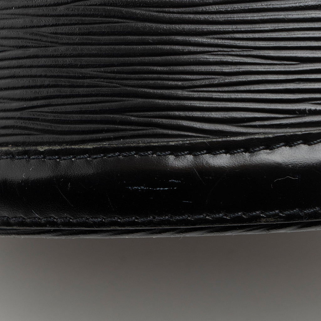 Louis Vuitton Vintage Epi Leather Cluny Shoulder Bag