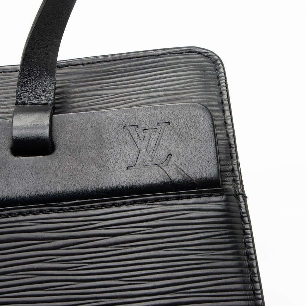 Louis Vuitton Vintage Epi Leather Croisette PM Shoulder Bag (SHF-vgaztx)