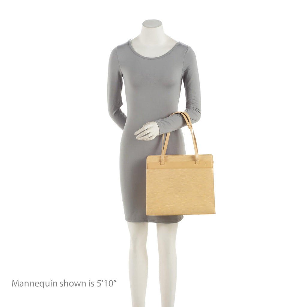 Louis Vuitton Vintage Epi Leather Croisette PM Shoulder Bag (SHF-eummJM)