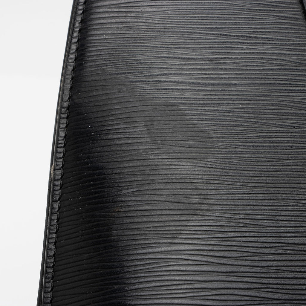 Louis Vuitton Vintage Epi Leather Lussac Tote (SHF-AsaQmr)