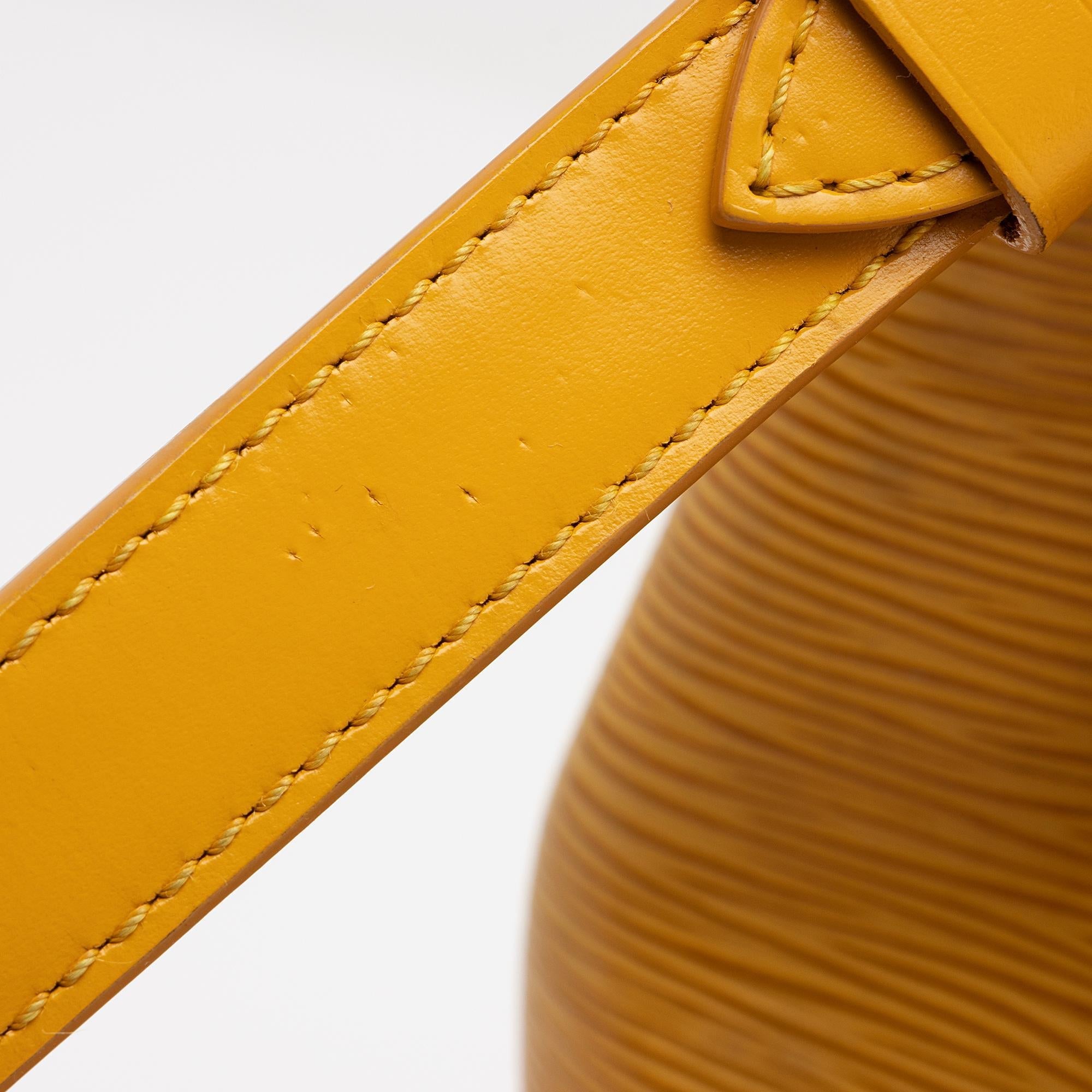 Louis Vuitton Vintage Epi Leather Noe Shoulder Bag (SHF-9zaWe9)