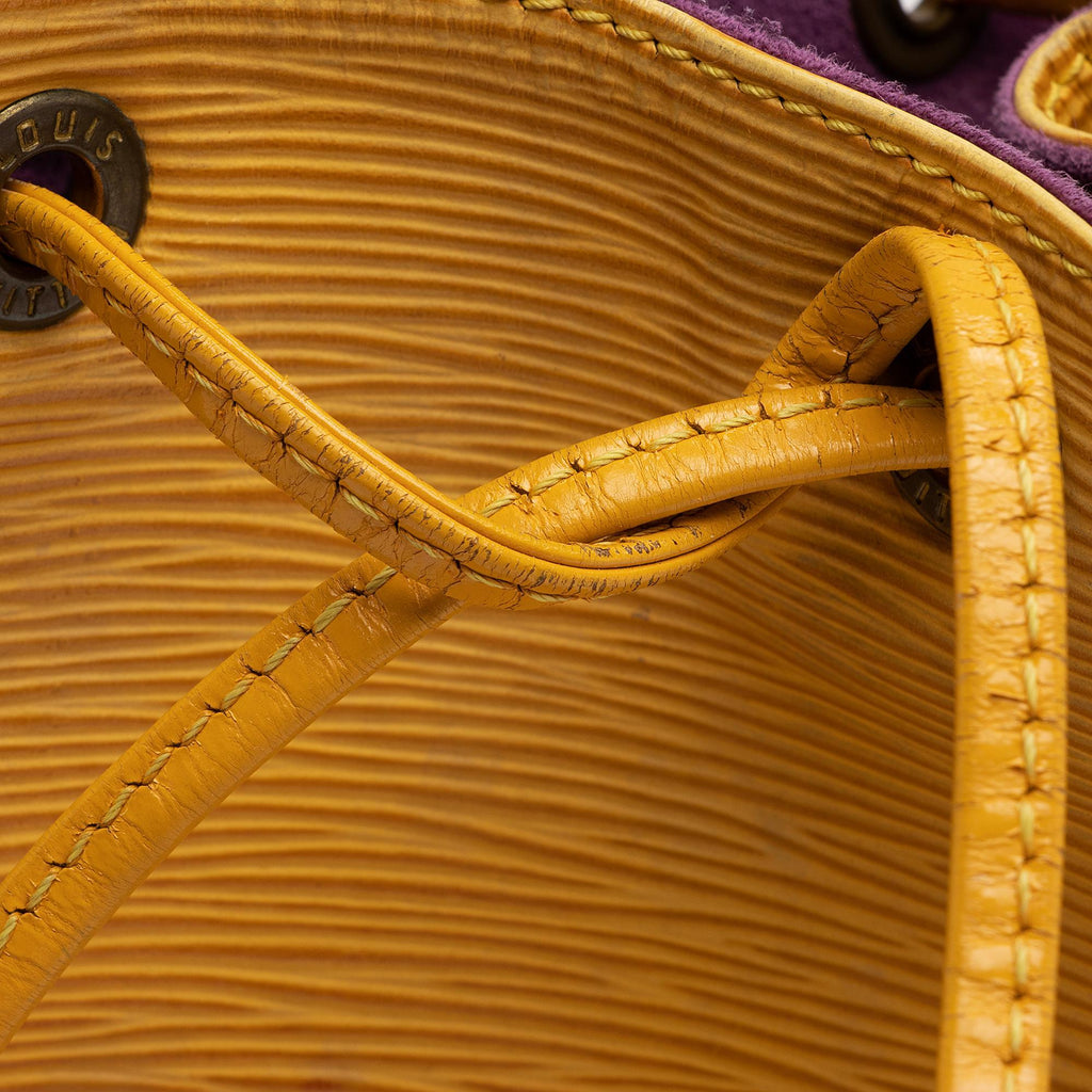 Louis Vuitton Vintage Epi Leather Noe Shoulder Bag (SHF-9zaWe9)