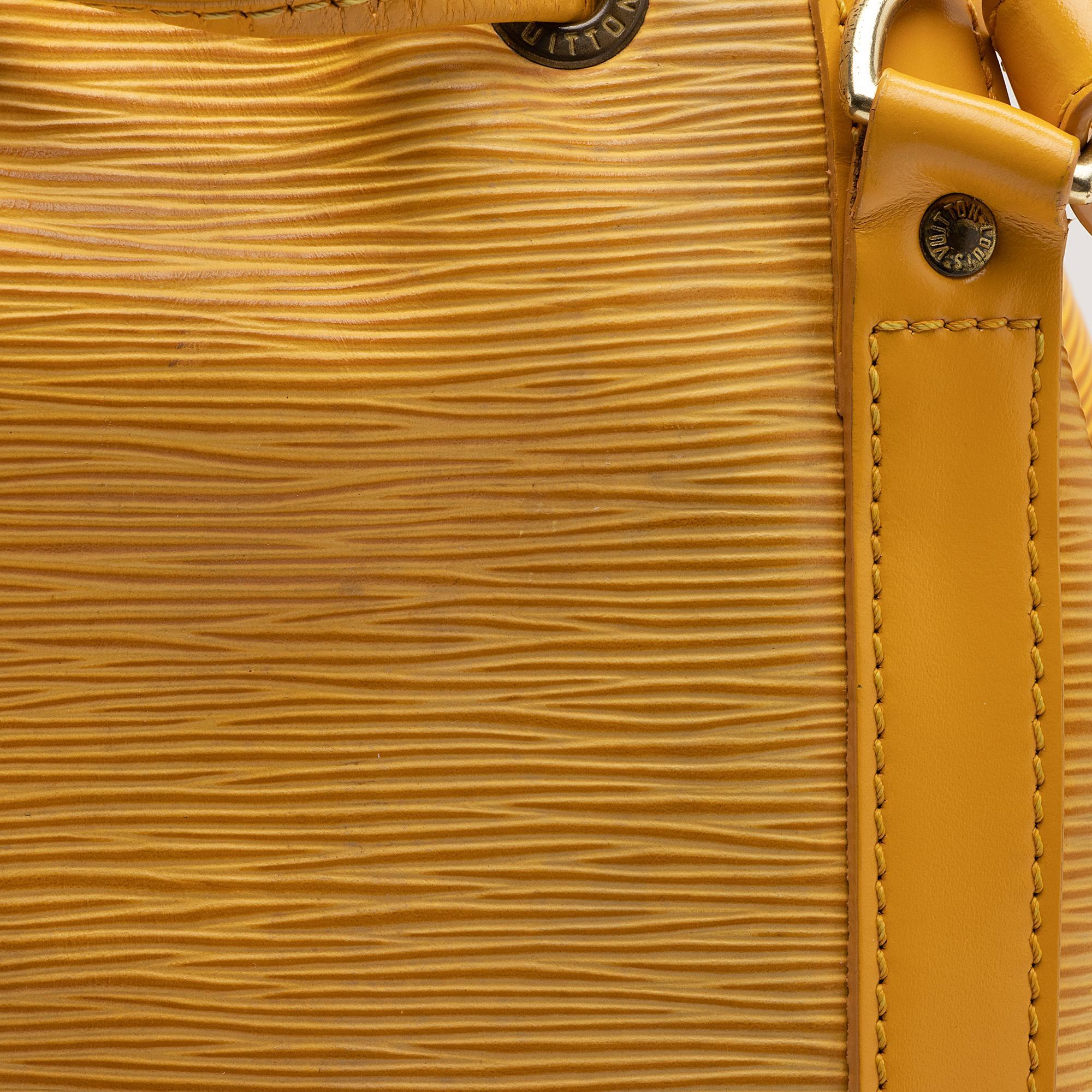 Louis Vuitton Vintage Epi Leather Noe Shoulder Bag (SHF-9zaWe9)