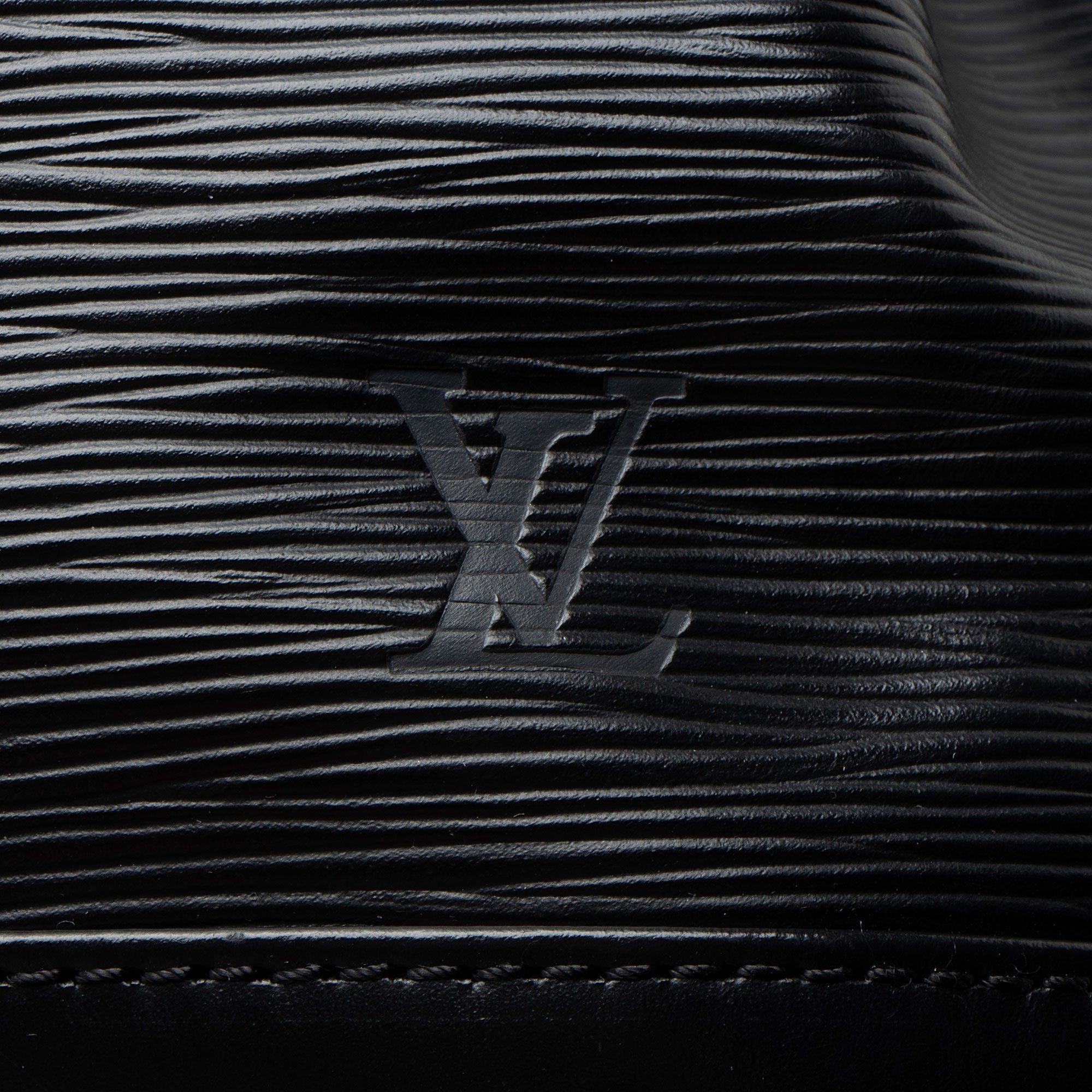 Louis Vuitton Vintage Epi Leather Noe Shoulder Bag