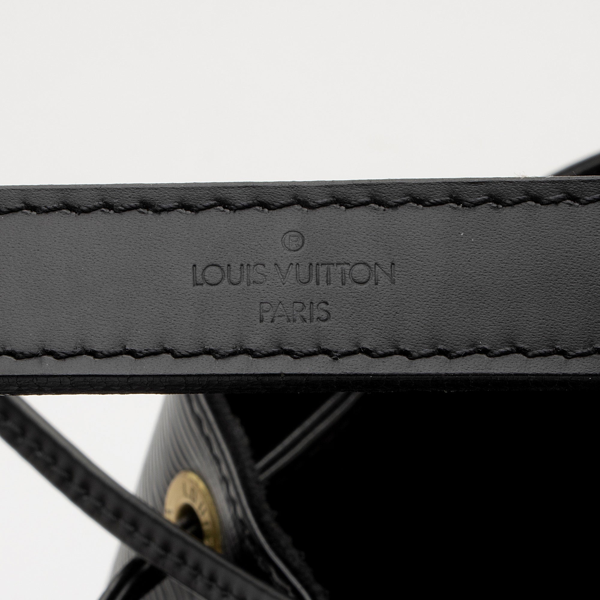 Louis Vuitton Vintage Epi Leather Petit Noe Shoulder Bag (SHF-aFVwe1)