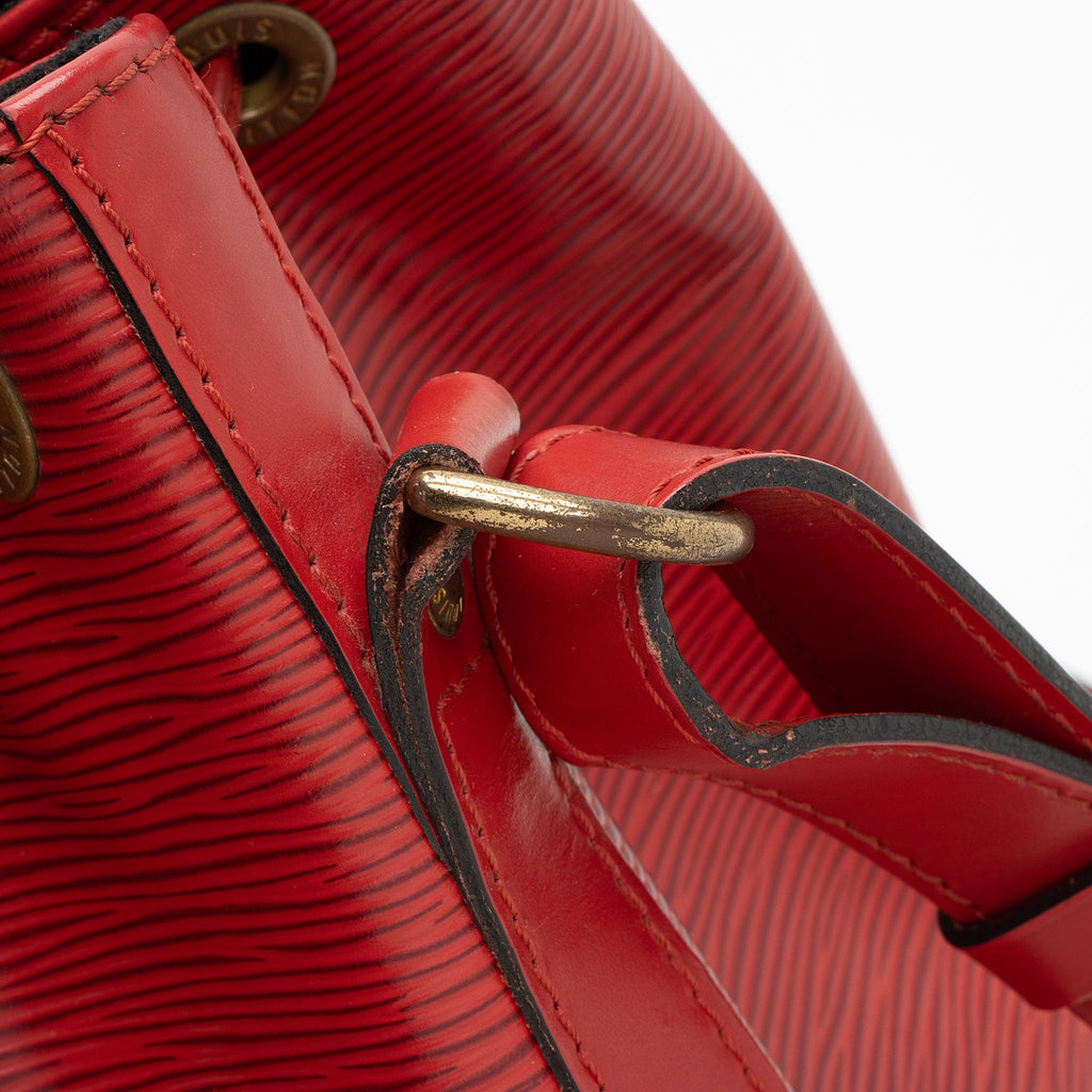 Louis Vuitton Vintage Epi Leather Petit Noe Shoulder Bag (SHF-Syg34H)