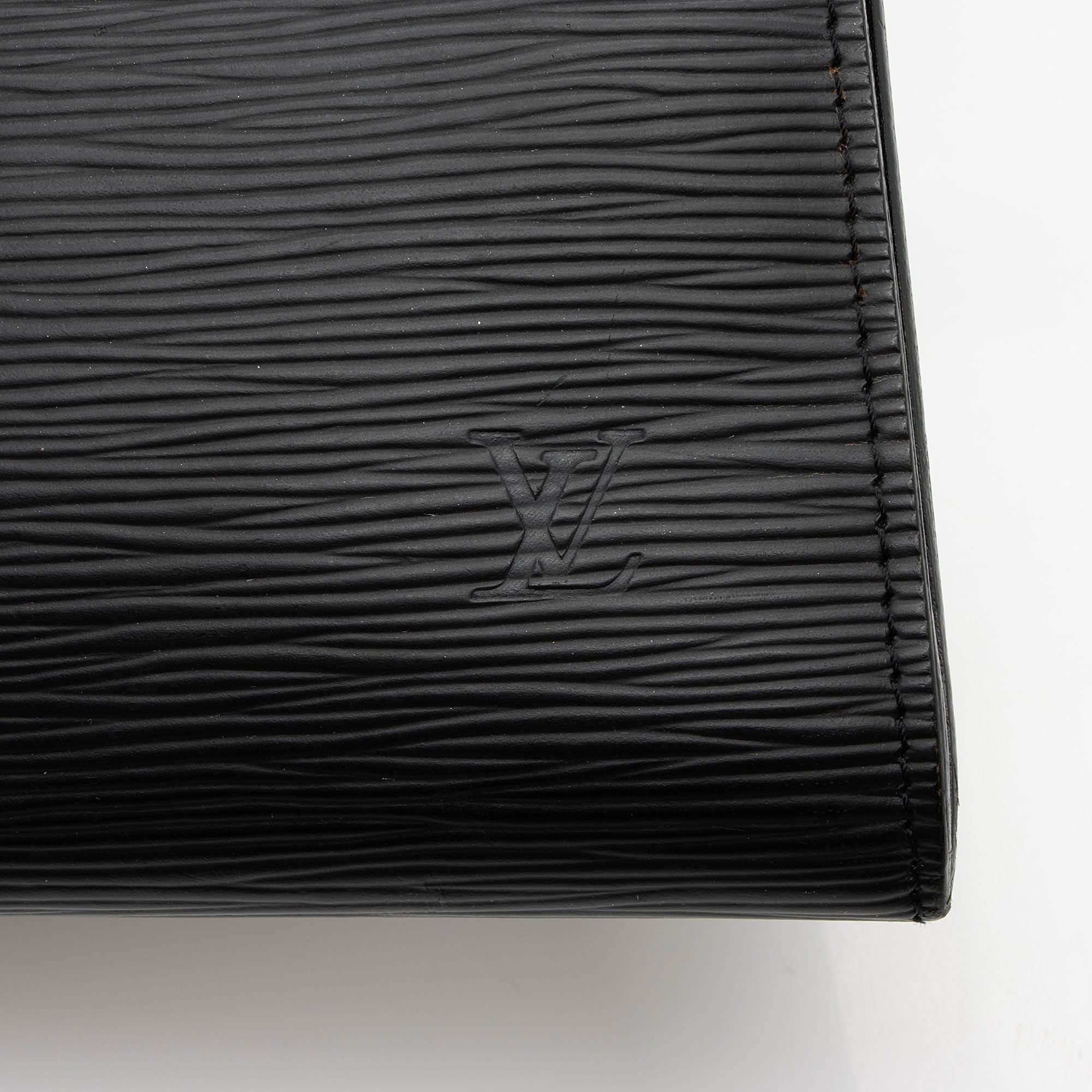 Louis Vuitton Vintage Epi Leather Pochette 21 Accessoires
