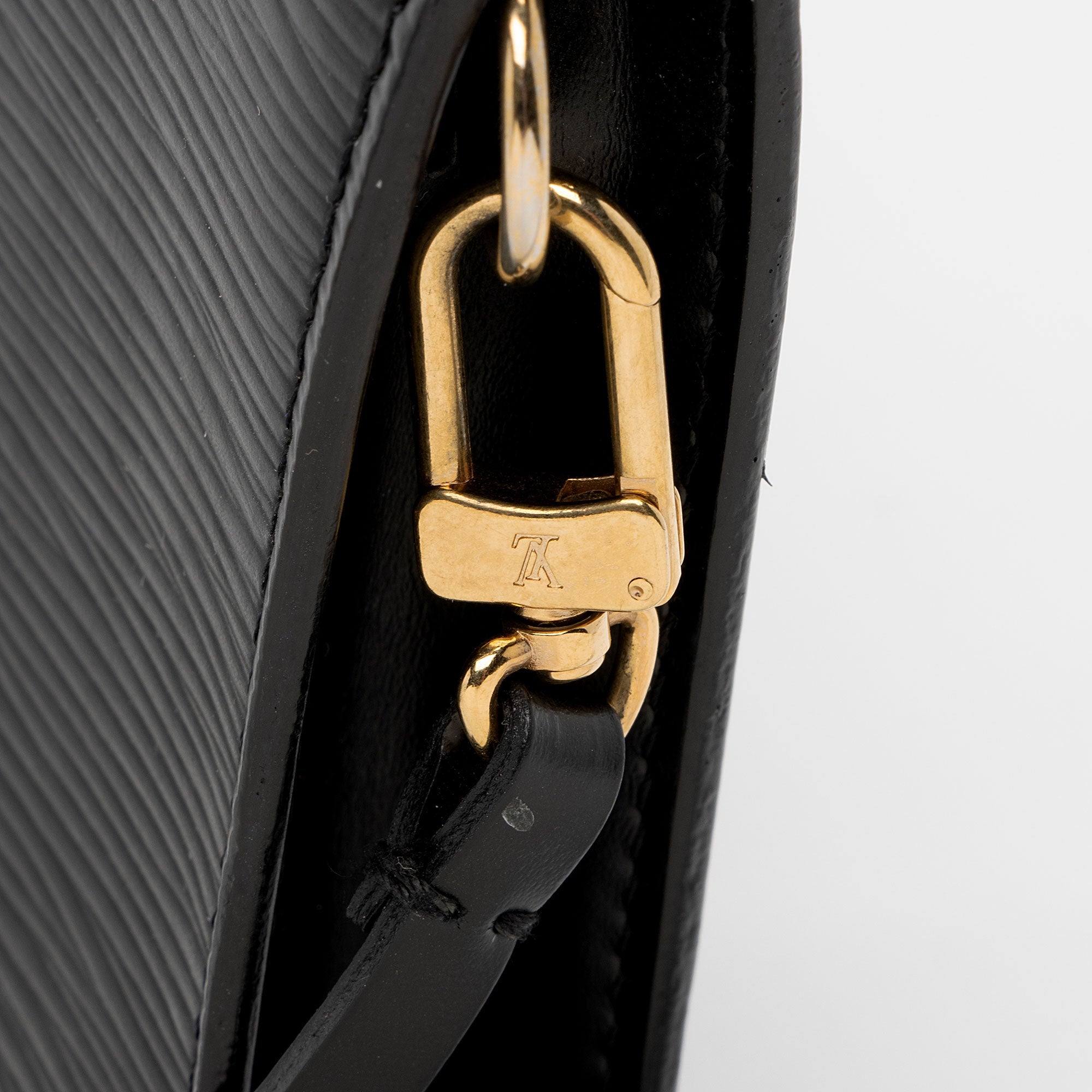 Louis Vuitton Vintage Epi Leather Pochette Accessoires