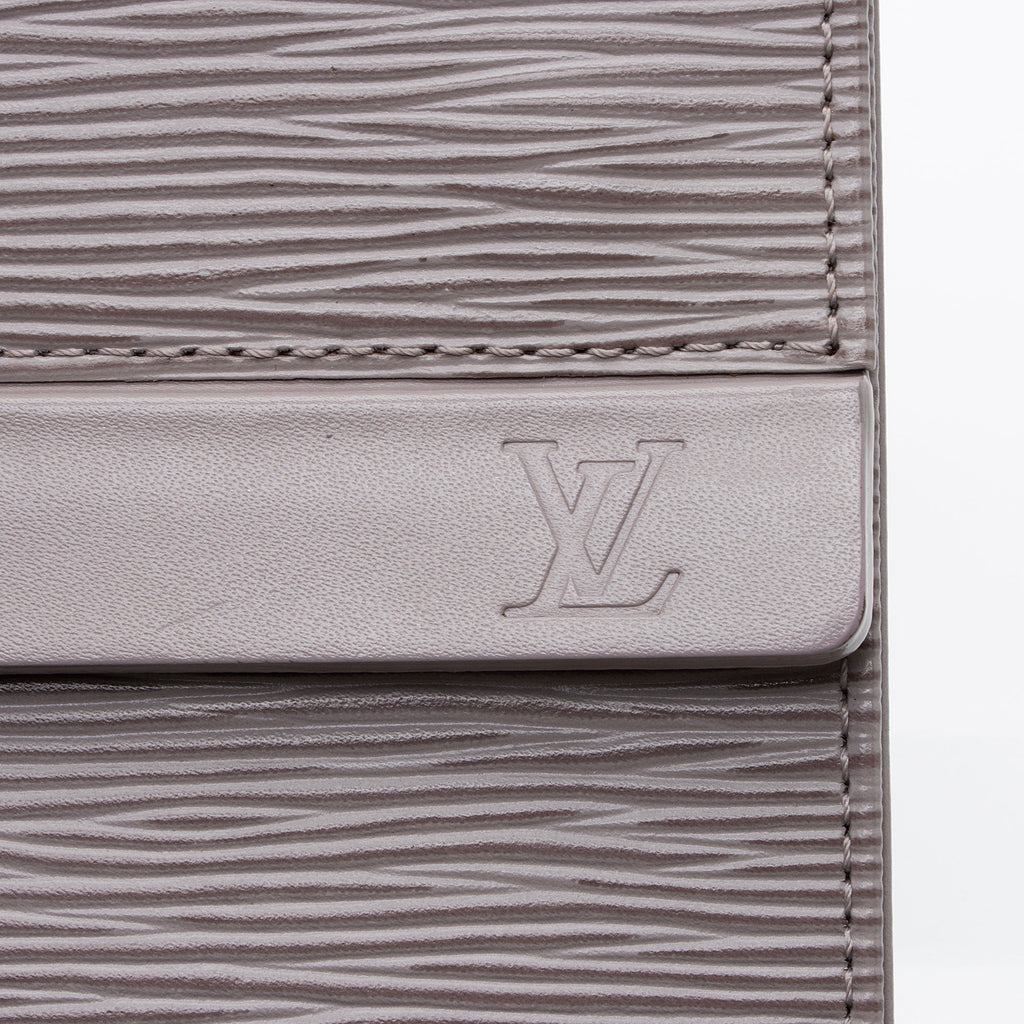 Louis Vuitton Vintage Epi Leather Ramatuelle Shoulder Bag (SHF-eP03uT)