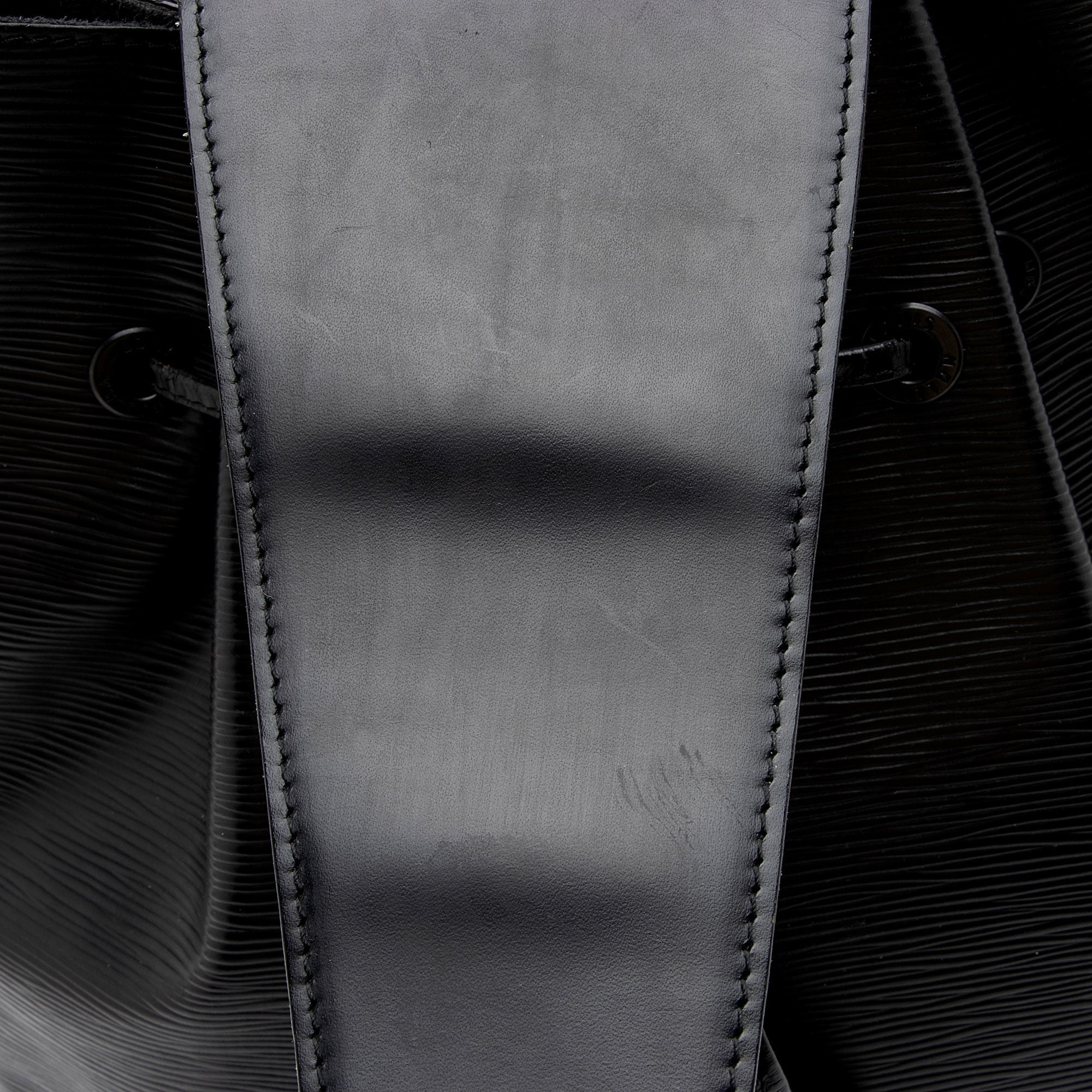 Louis Vuitton Vintage Epi Leather Sac A Dos Sling Bag (SHF-MpRcNh)
