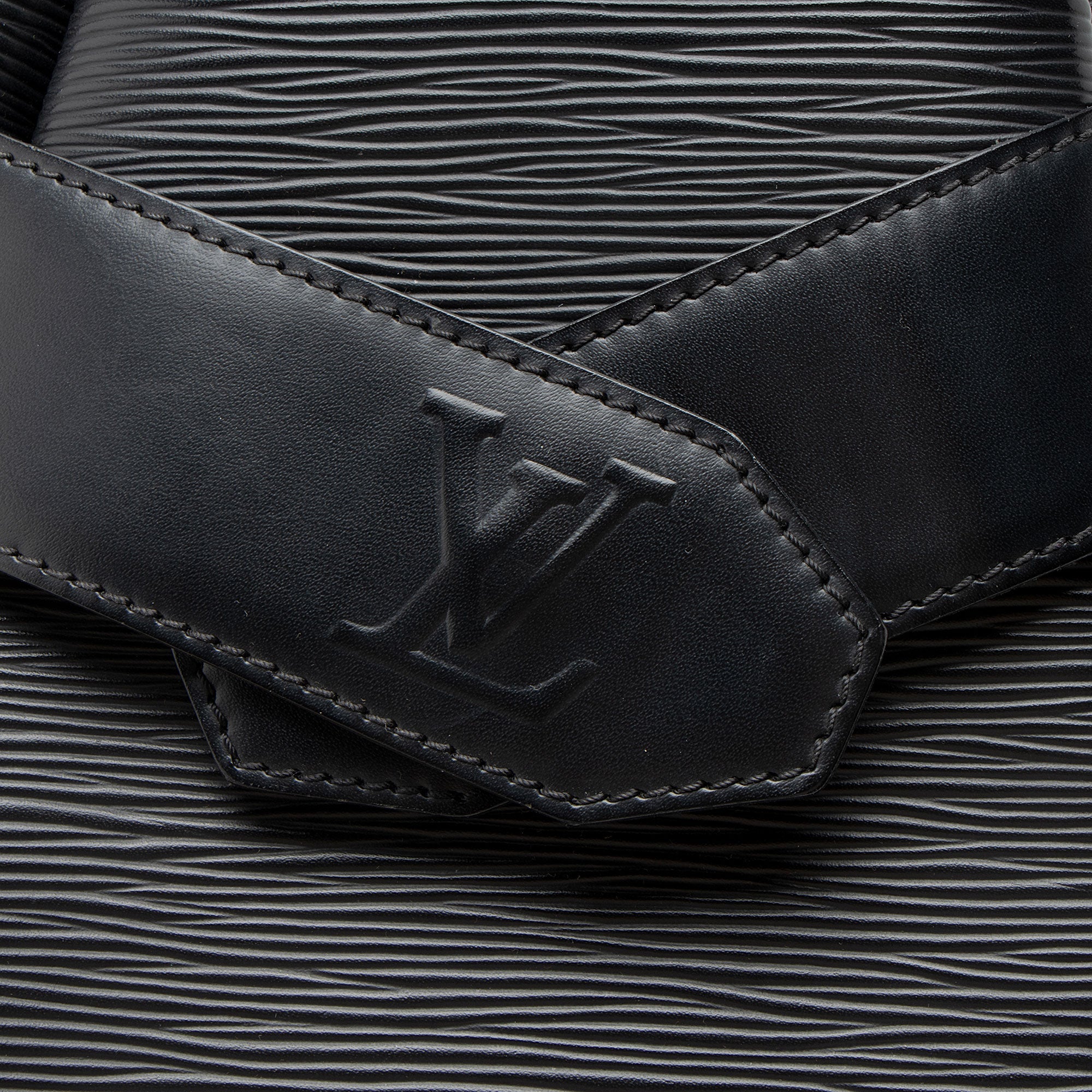 Louis Vuitton Vintage Epi Leather Sac D'epaule PM Shoulder Bag