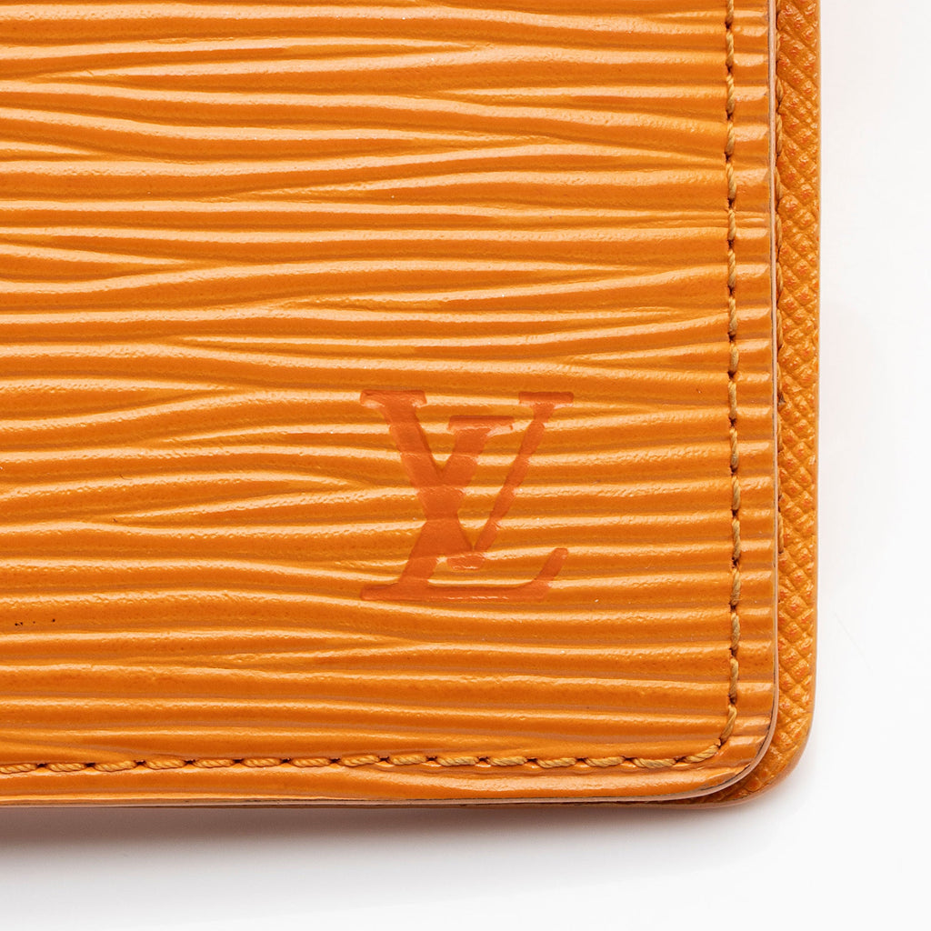 Louis Vuitton Vintage Epi Leather Small Agenda Cover (SHF-nN5ame)