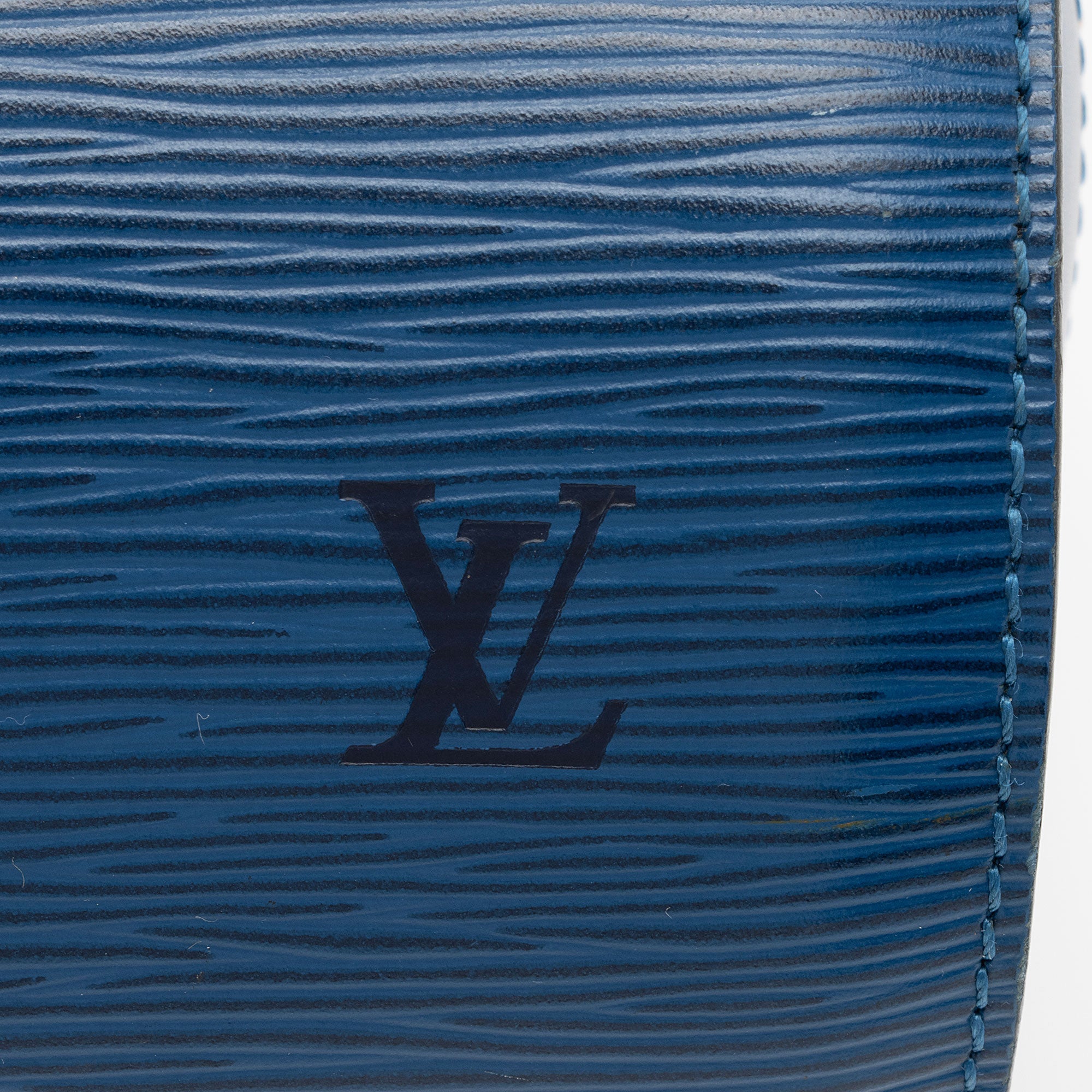 Louis Vuitton Vintage Epi Leather Soufflot Satchel (SHF-lrNUd8)