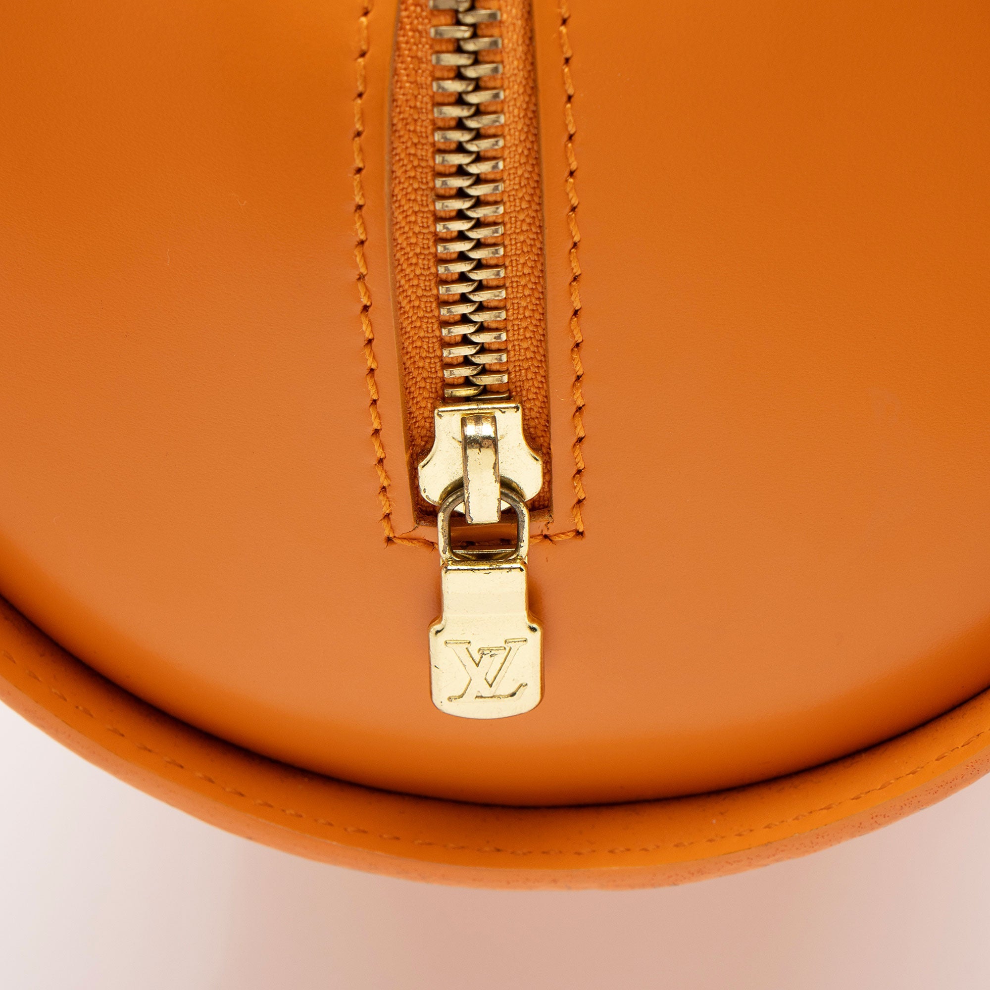 Louis Vuitton Vintage Epi Leather Soufflot Satchel (SHF-Fn21ju)
