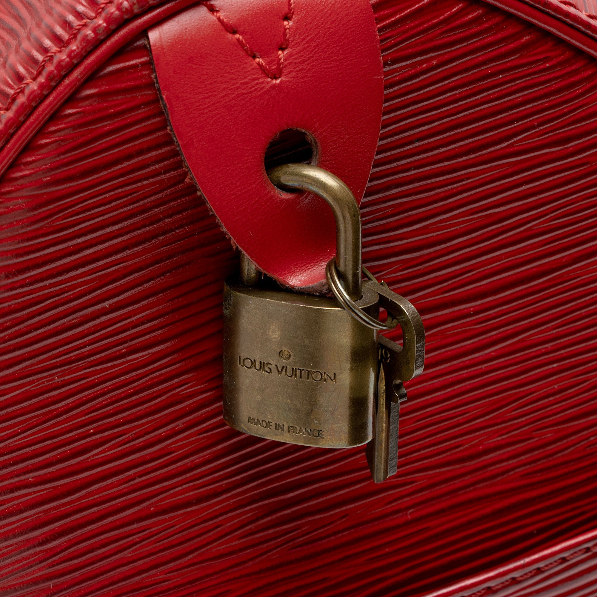 Louis Vuitton Vintage Epi Leather Speedy 35 Satchel (SHF-xBd5db)