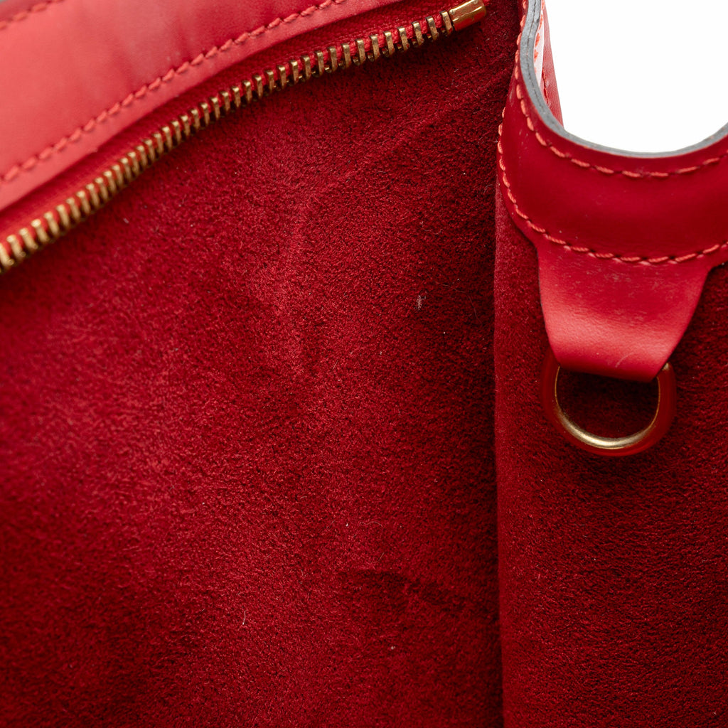 Louis Vuitton Vintage Epi Leather St. Jacques GM Shoulder Bag (SHF-pXWtO8)