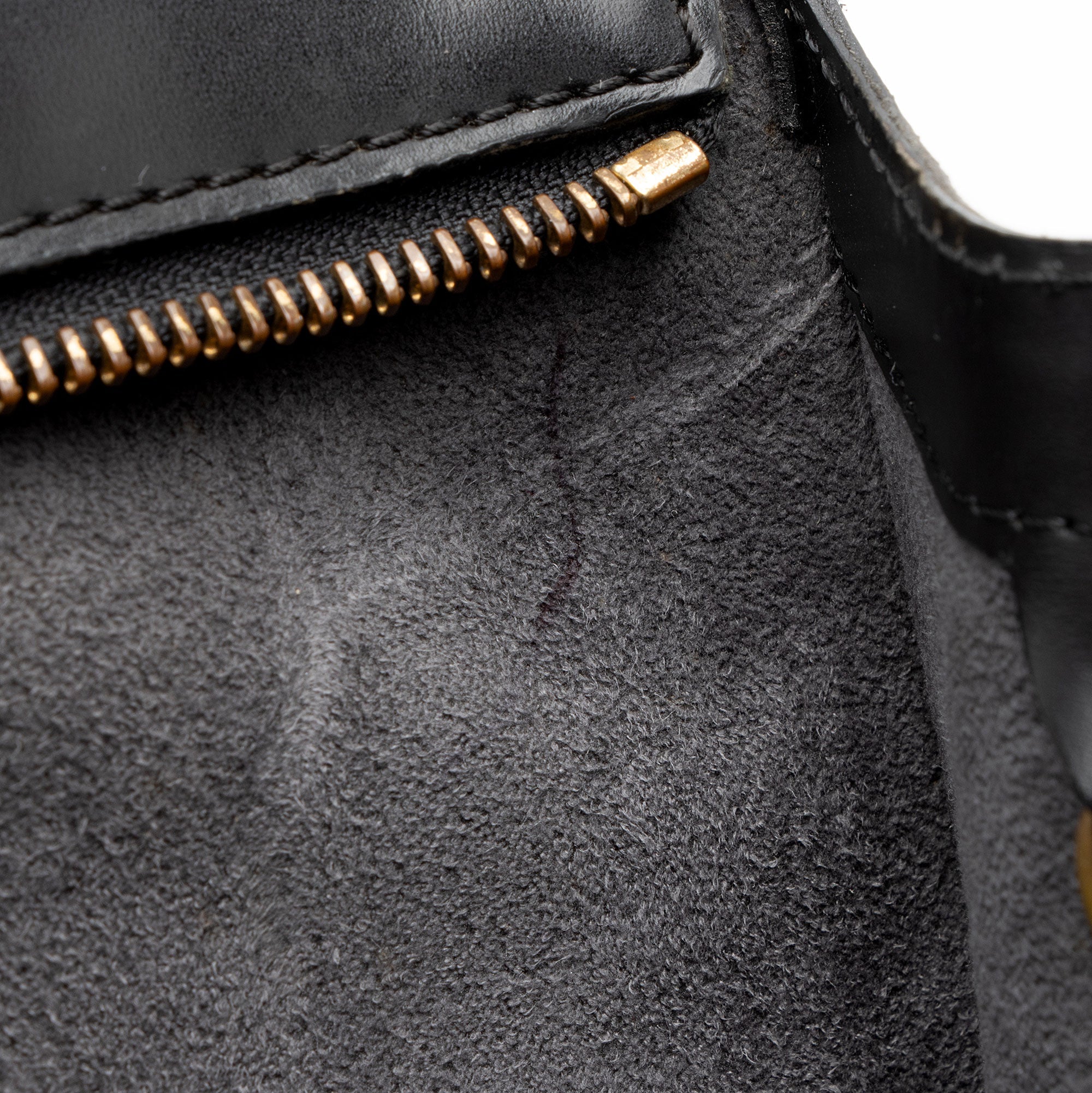 Louis Vuitton Vintage Epi Leather St. Jacques GM Shoulder Bag (SHF-gJpnY6)