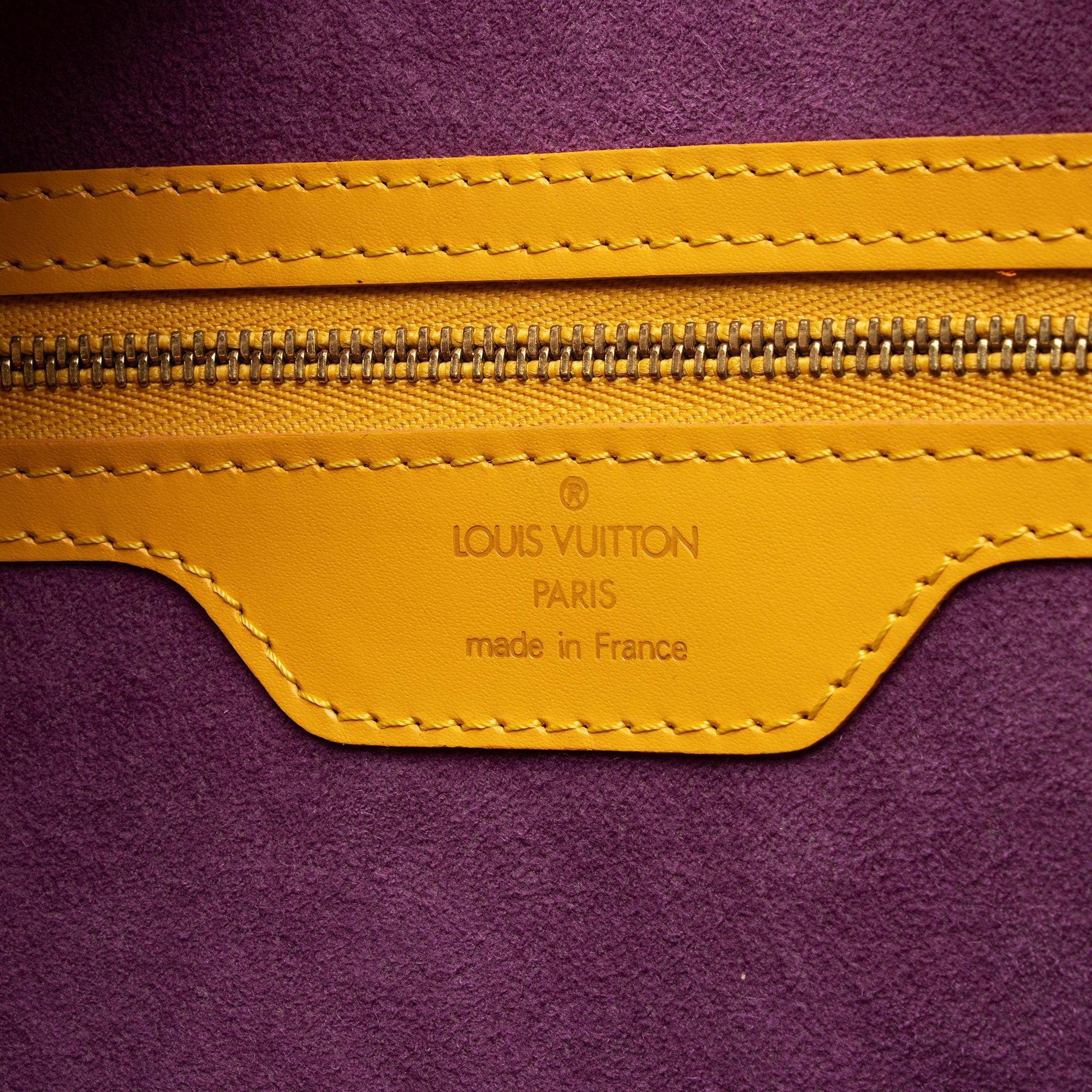 Louis Vuitton Vintage Epi Leather St. Jacques PM Shoulder Bag (SHF-lVN26F)