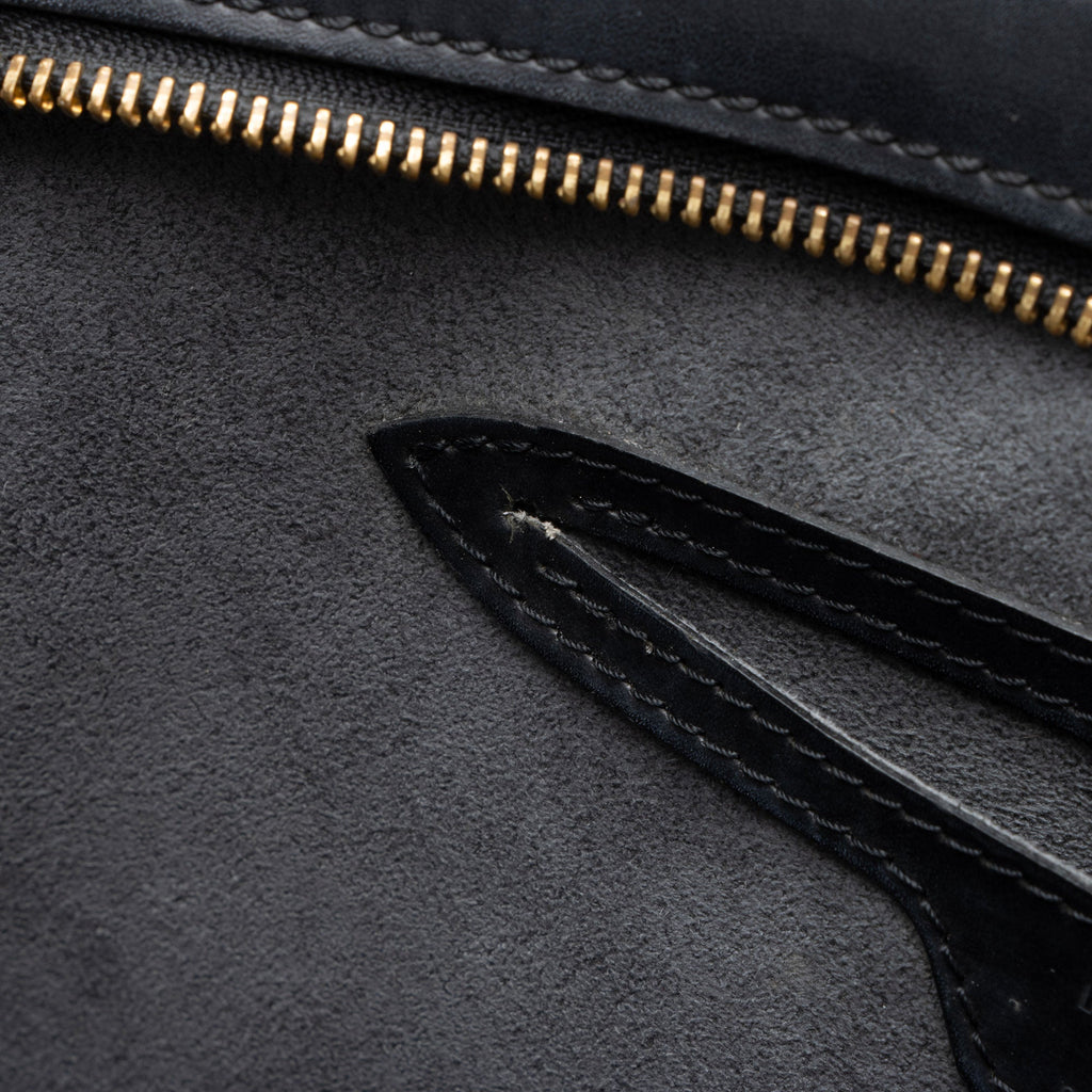 Louis Vuitton Vintage Epi Leather St. Jacques PM Shoulder Bag (SHF-aKLoo0)